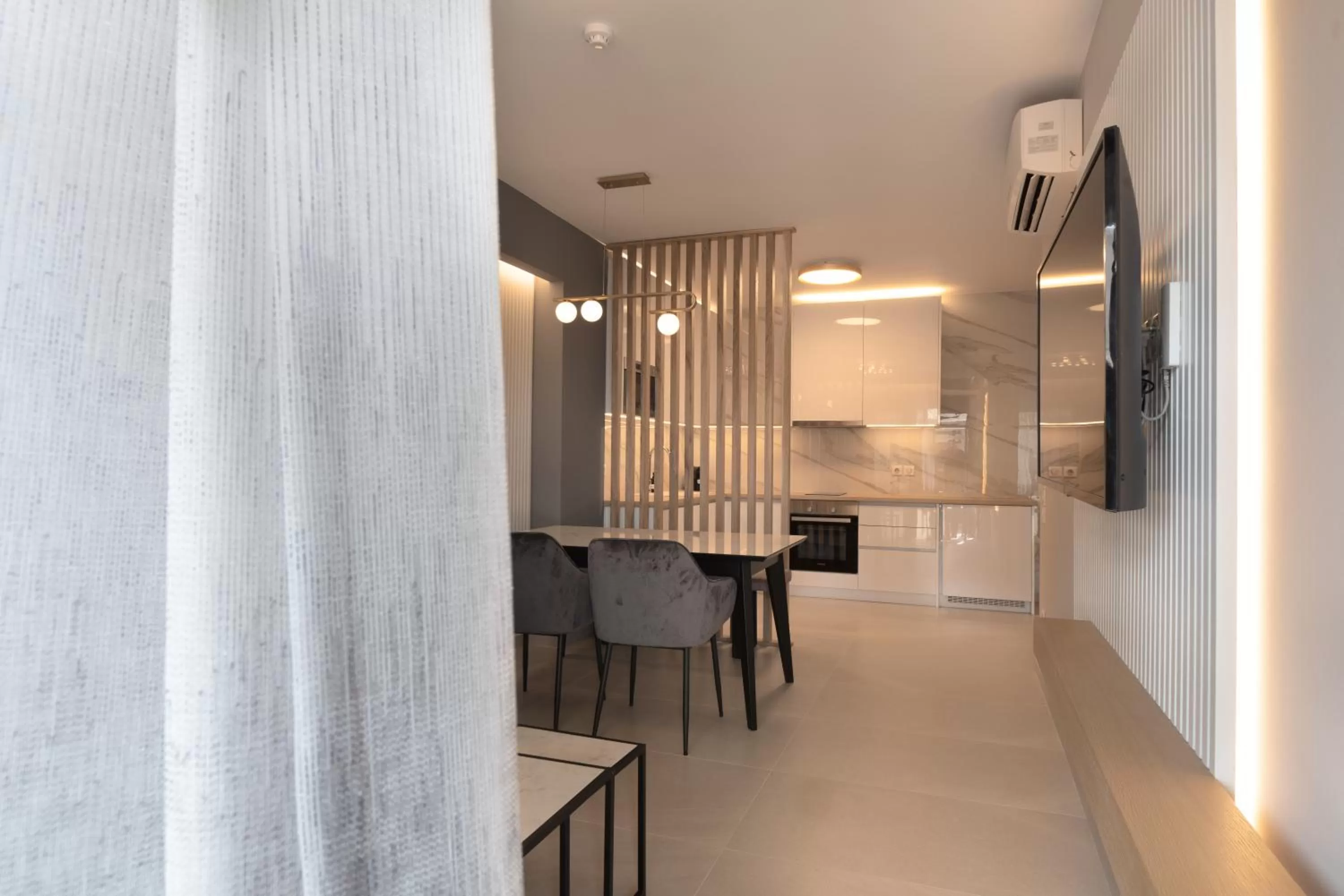 TV and multimedia in LUX&EASY Athens Downtown Residences