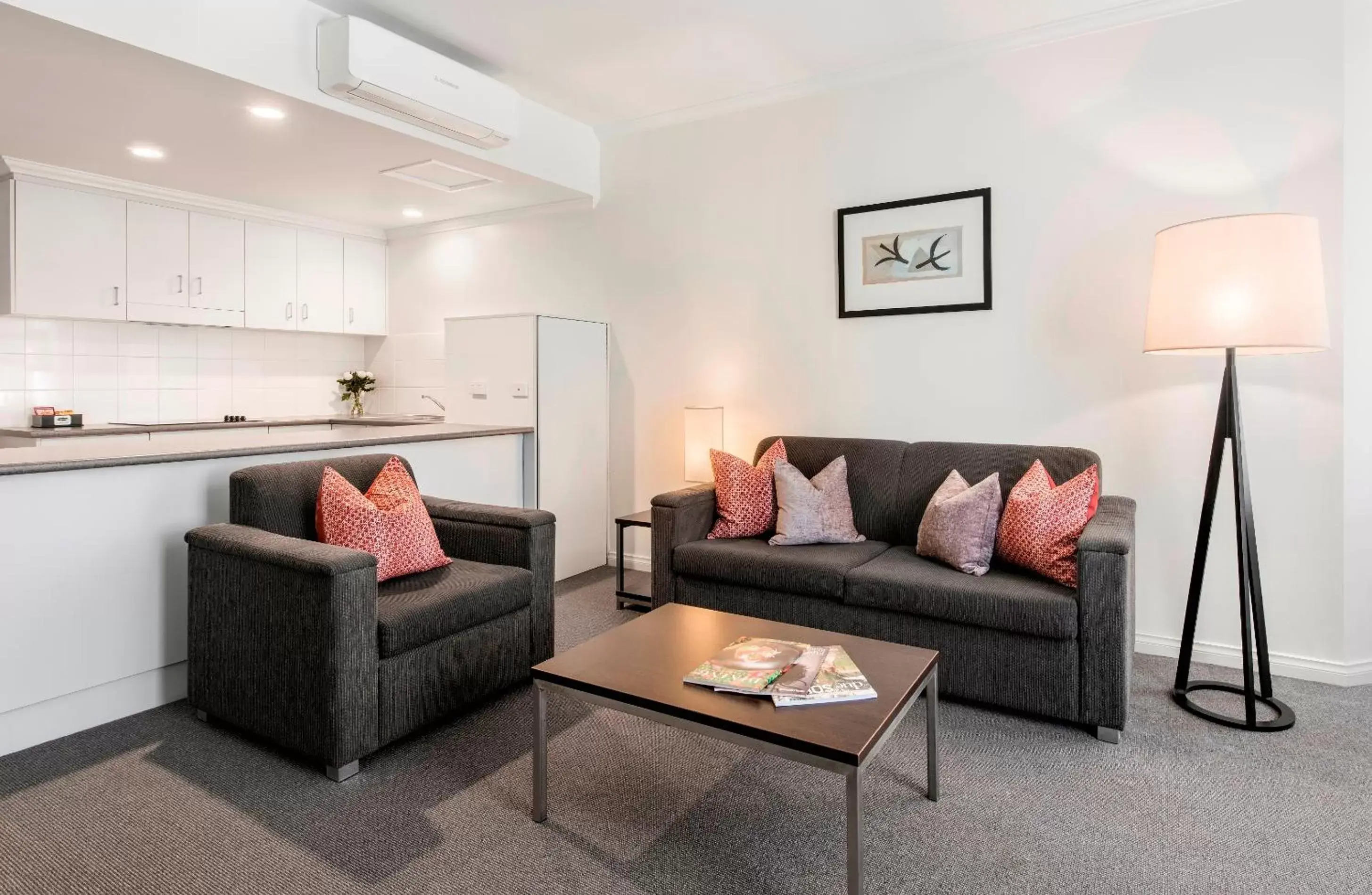 Living room, Seating Area in Franklin Apartments