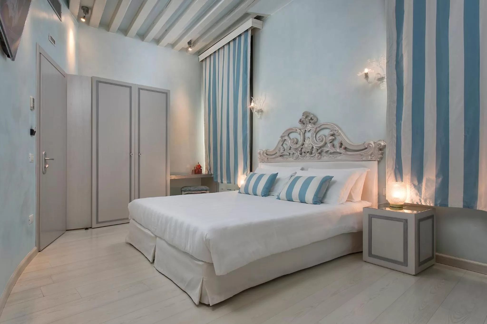 Bed in Relais Venezia
