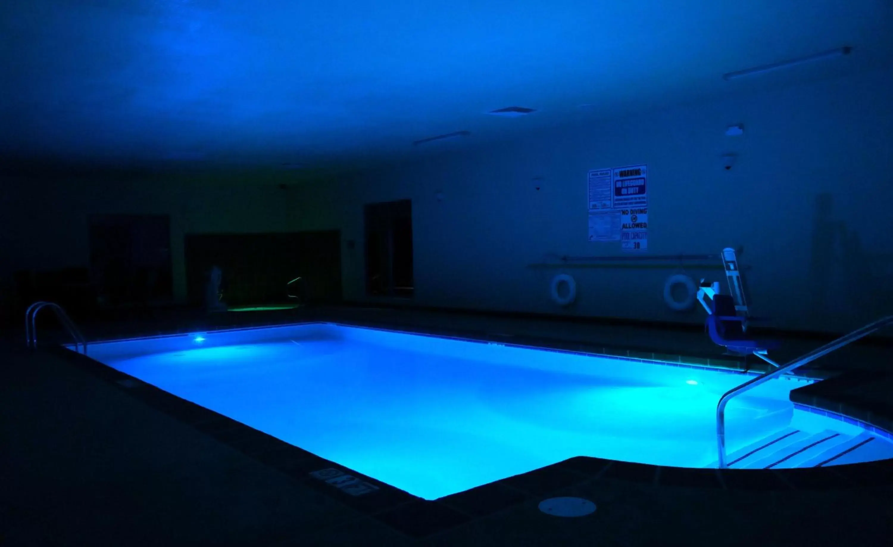 On site, Swimming Pool in Best Western East El Paso Inn