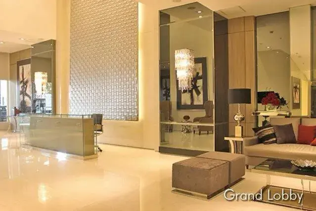 Lobby or reception, Lobby/Reception in Condo Studio Luxe in Princeton Residences