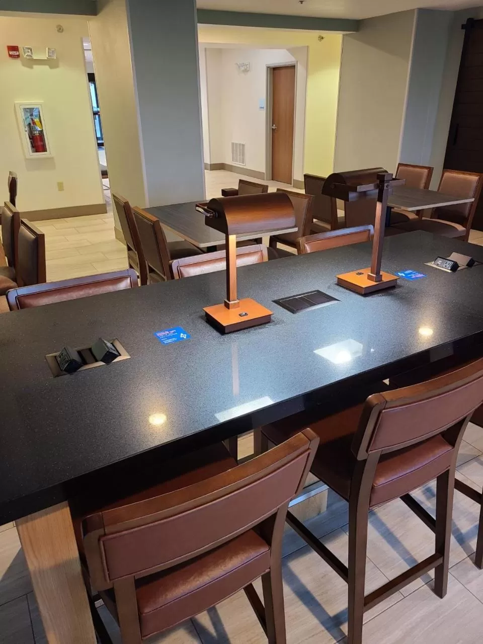 Communal lounge/ TV room in Holiday Inn Express Hotel & Suites Sheldon by IHG