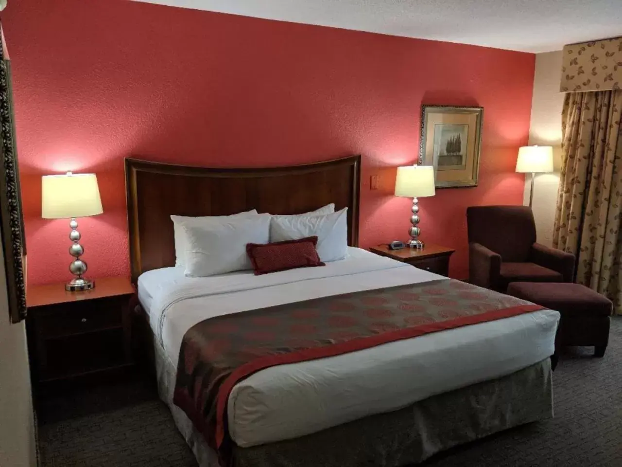 Bedroom, Bed in Ramada by Wyndham Raleigh