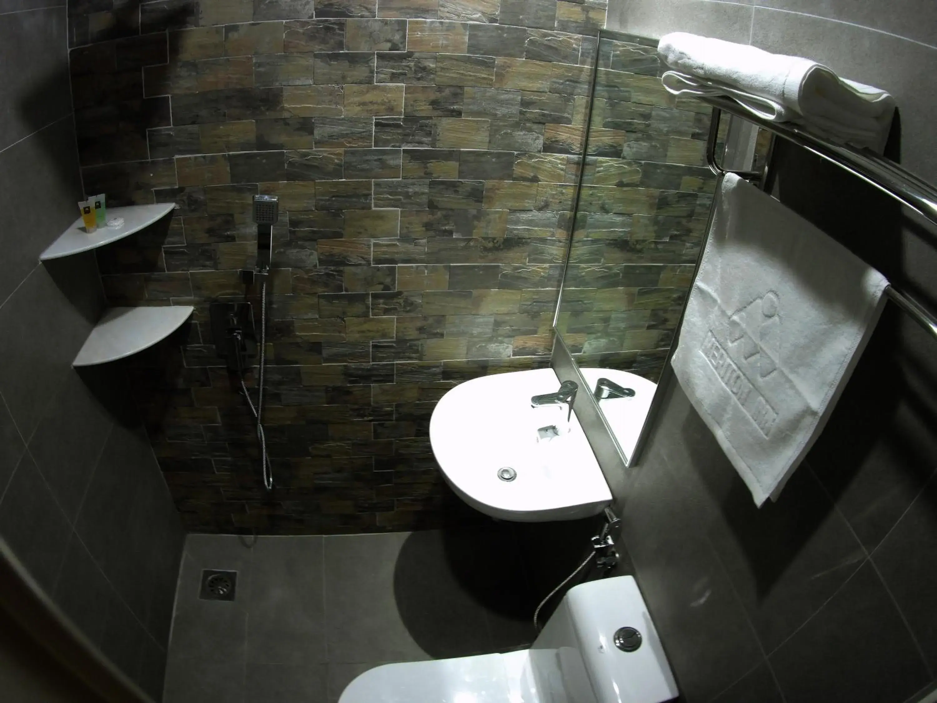 Bathroom in Meriton Inn Hotel