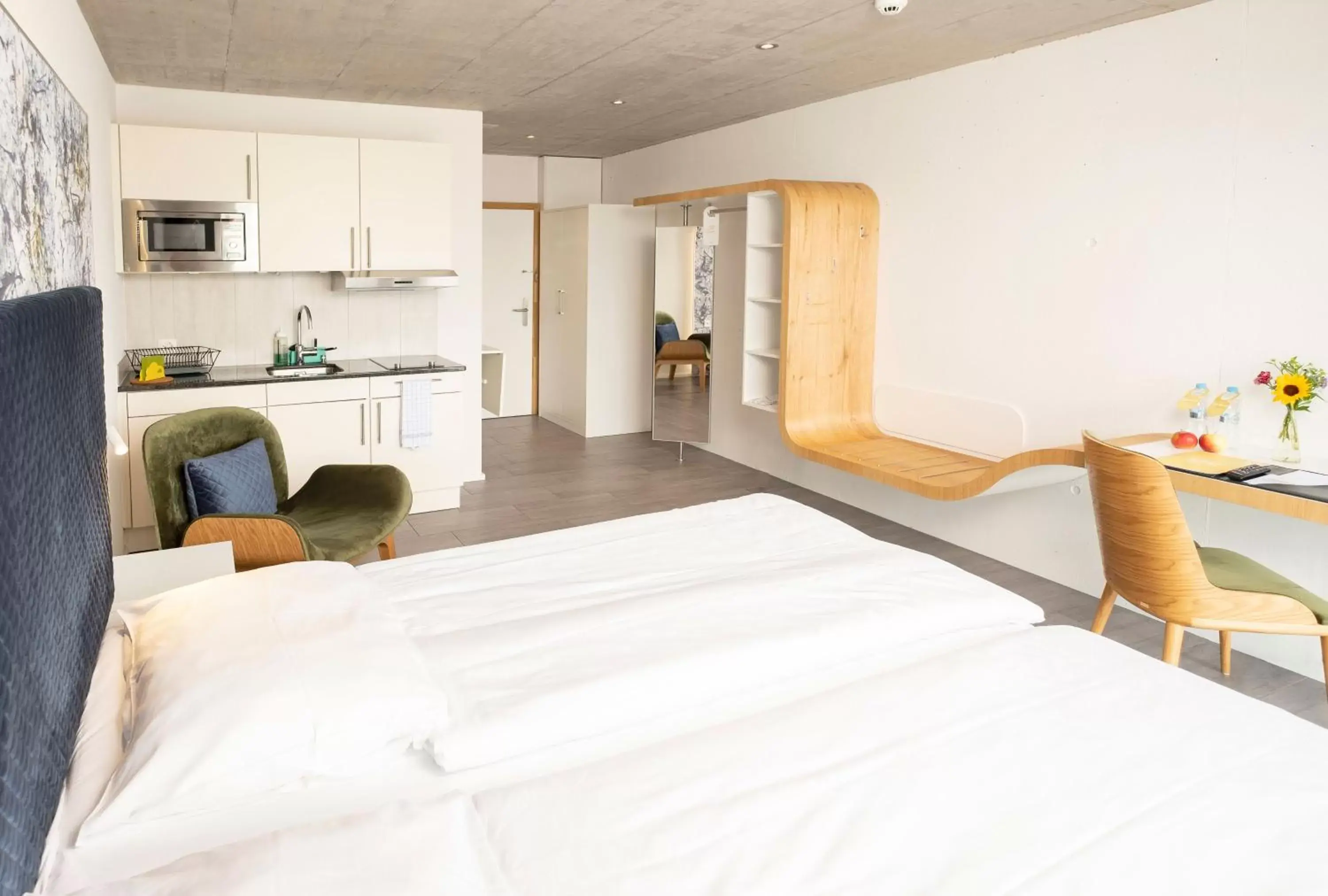 Bedroom in Tailormade Hotel IDEA Spreitenbach
