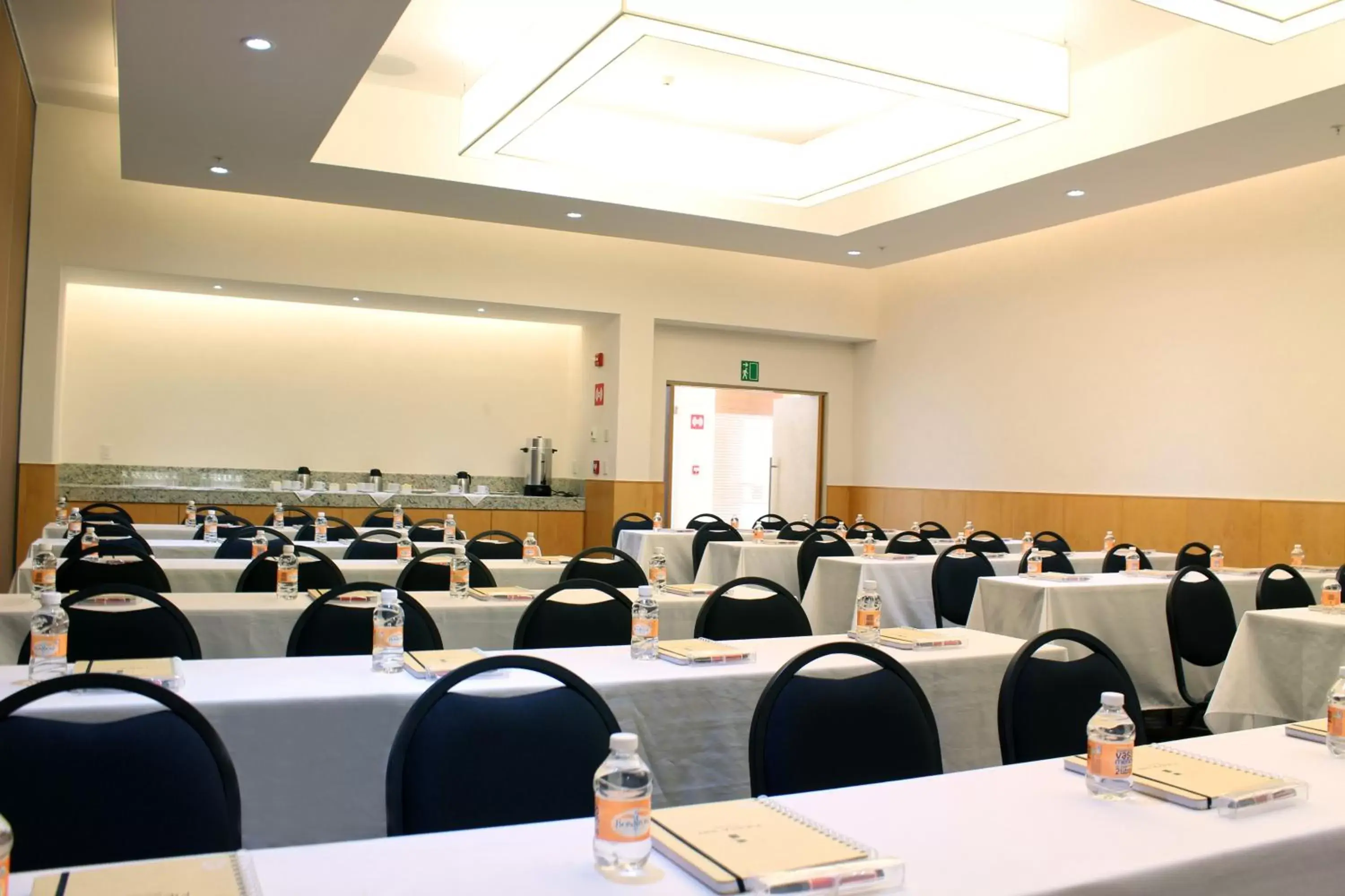 Meeting/conference room in Fiesta Inn Chetumal