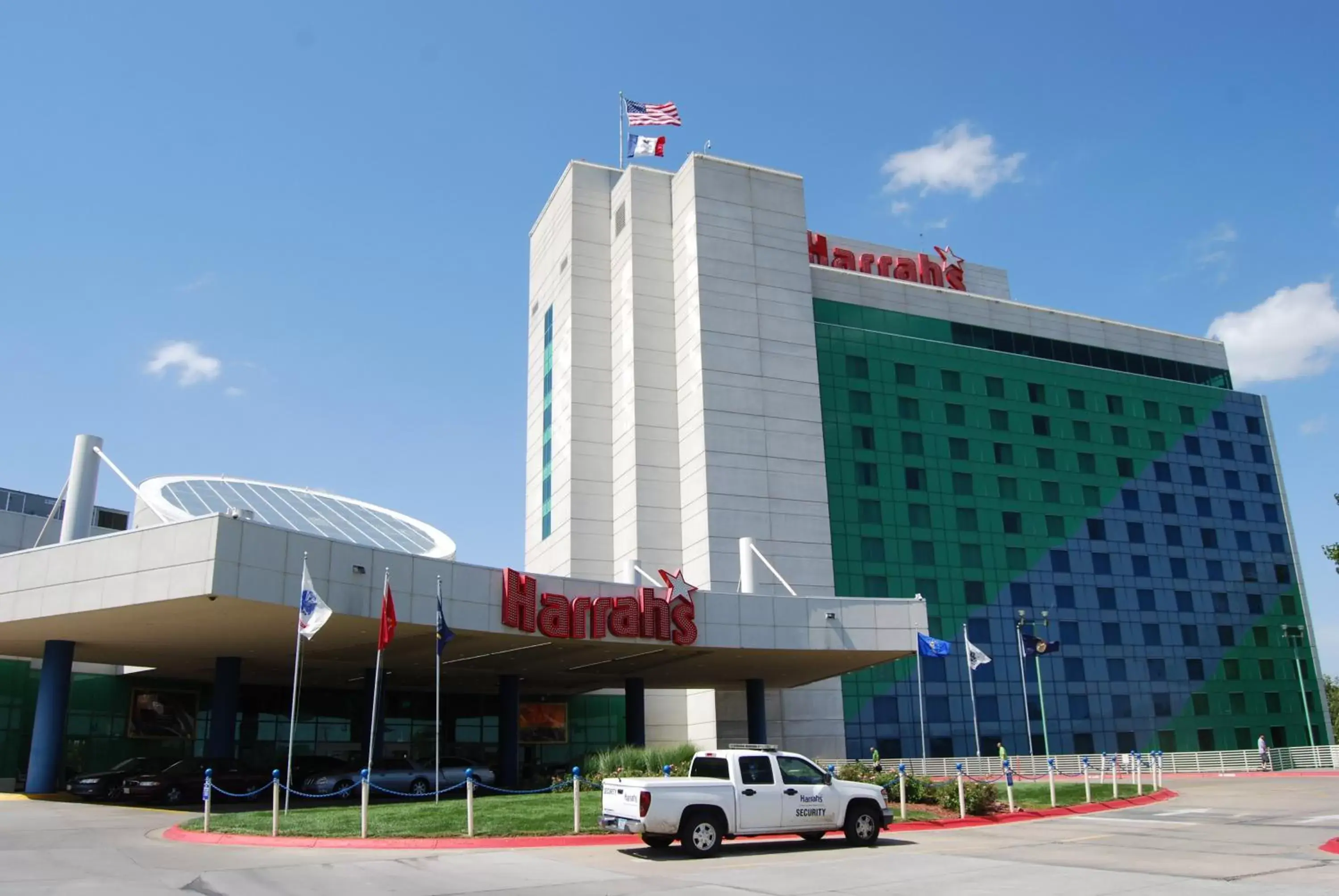 Facade/entrance, Property Building in Harrah's Casino & Hotel Council Bluffs