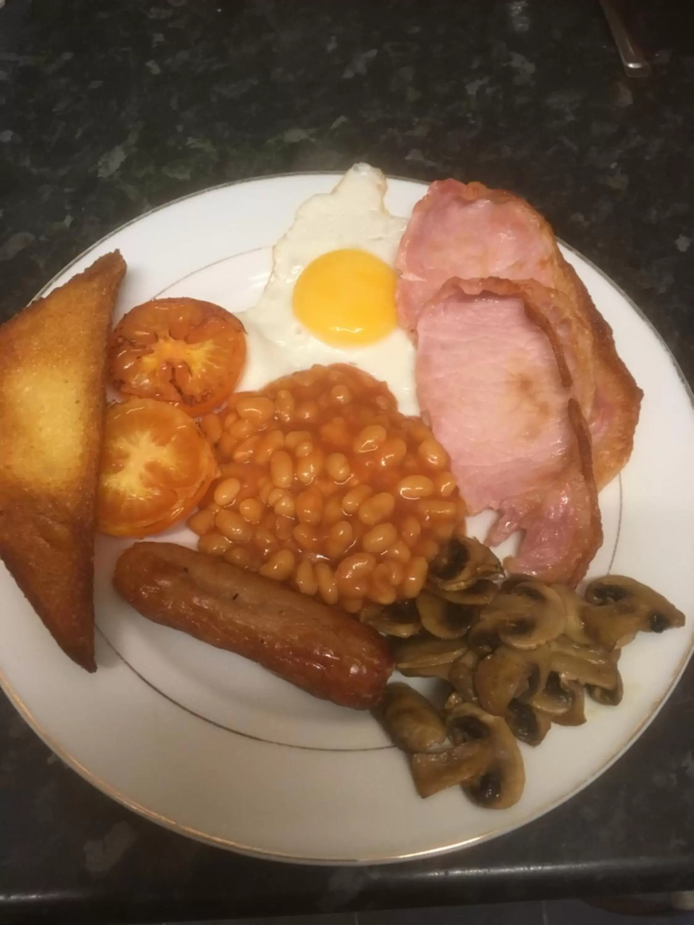 English/Irish breakfast, Food in The Molly House