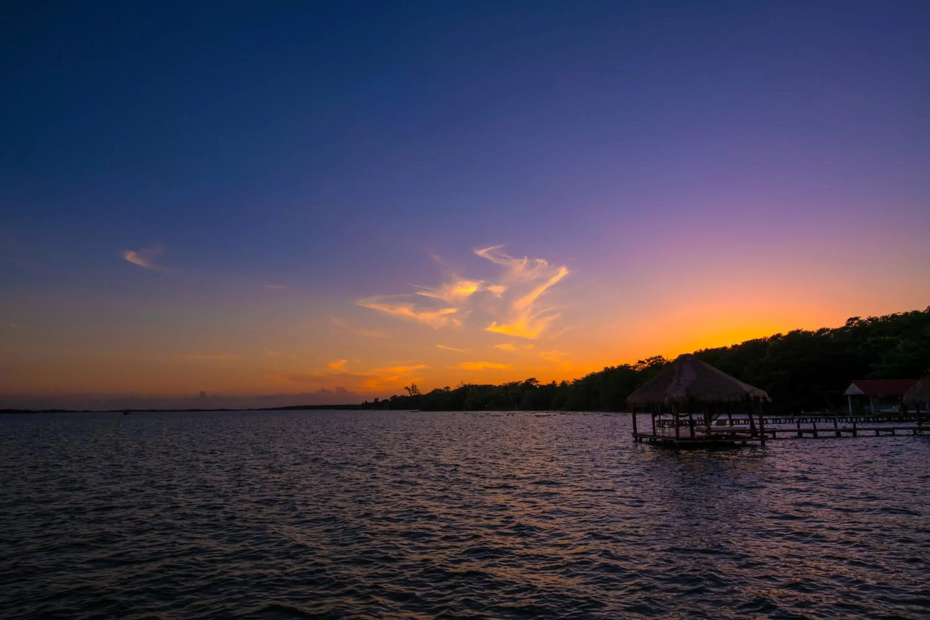 Natural landscape, Sunrise/Sunset in Casa Aakal Lagoon Front