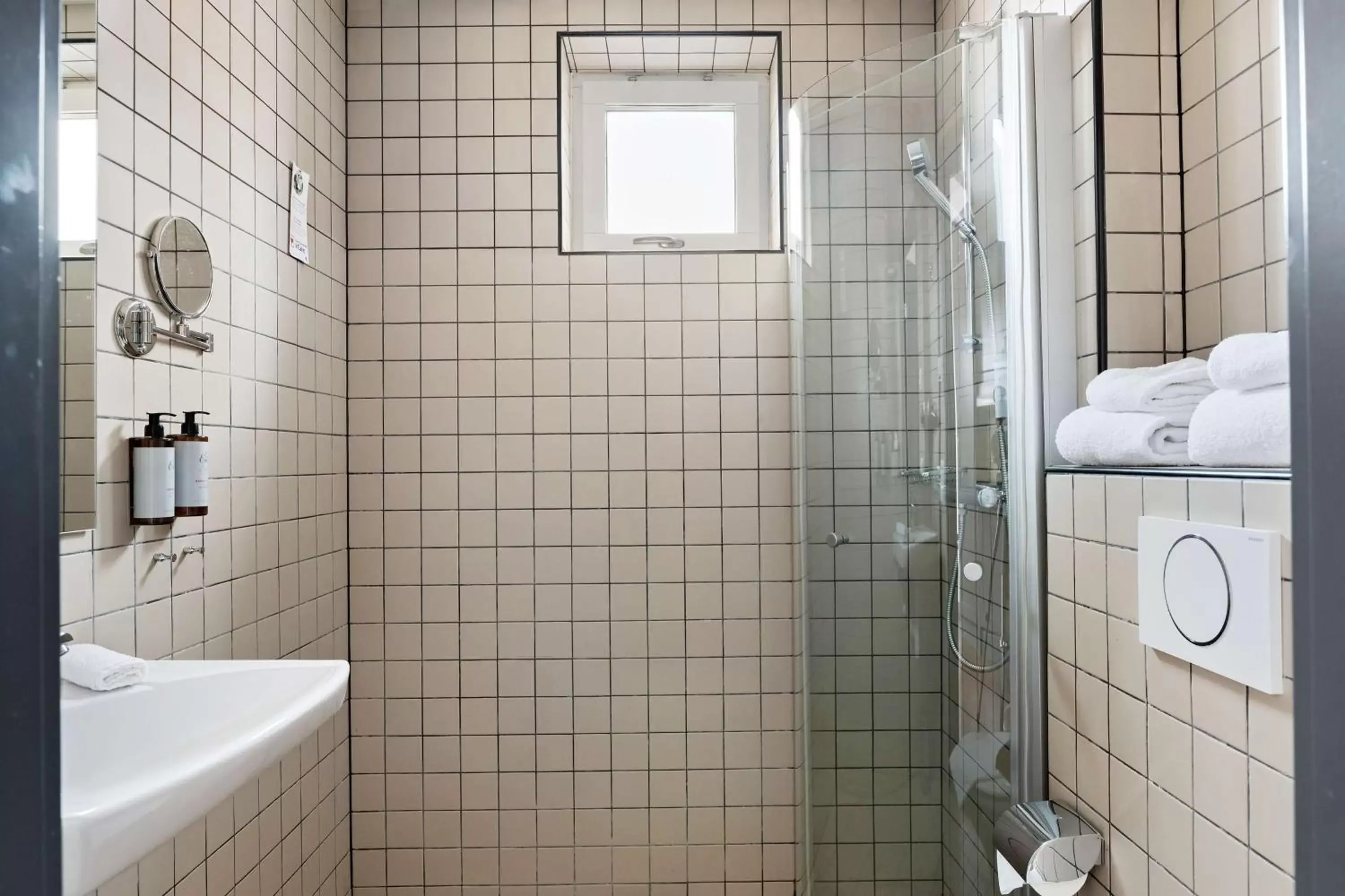 Bathroom in Best Western Plus Hotell Nordic Lund