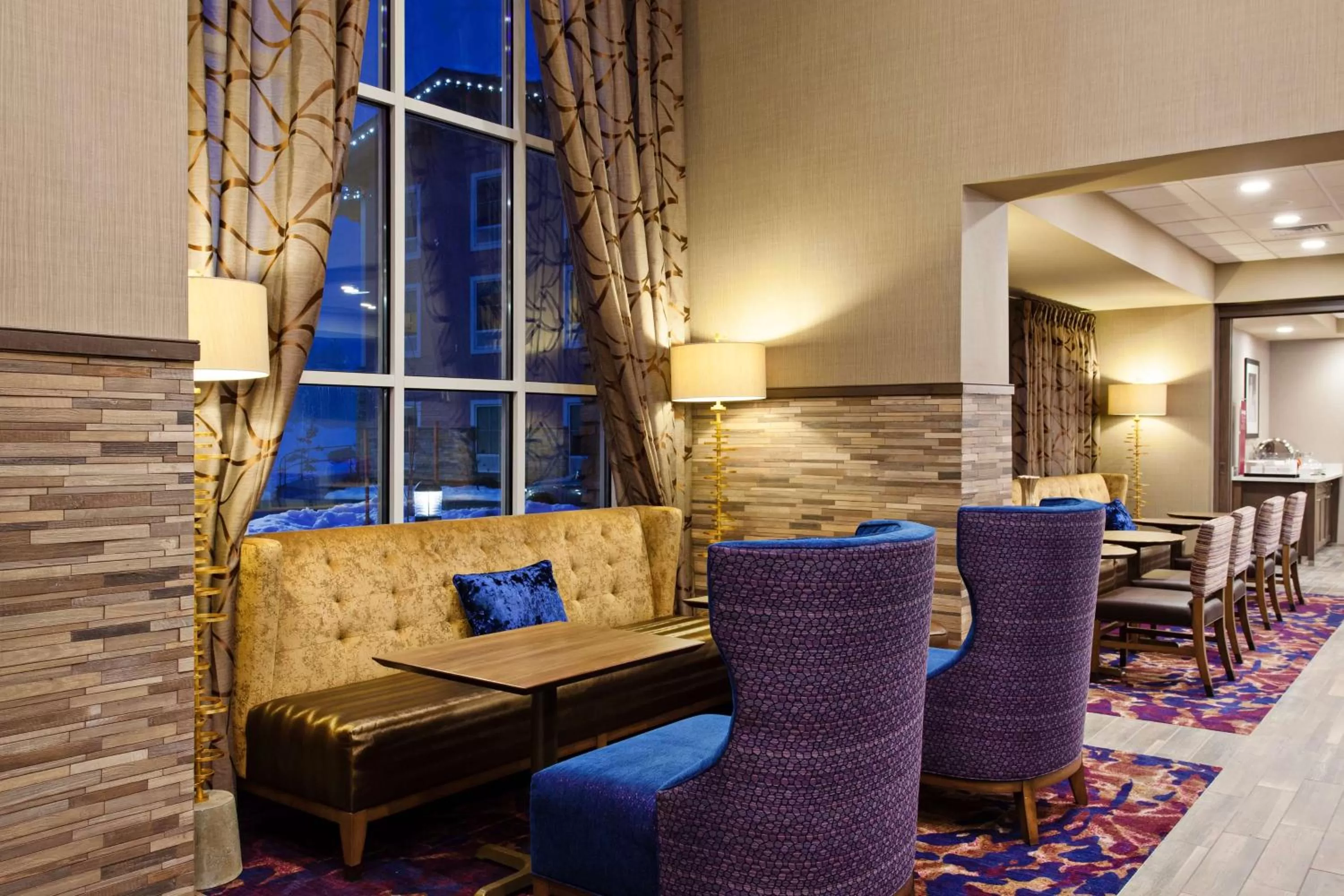 Restaurant/places to eat in Hampton Inn & Suites Leavenworth