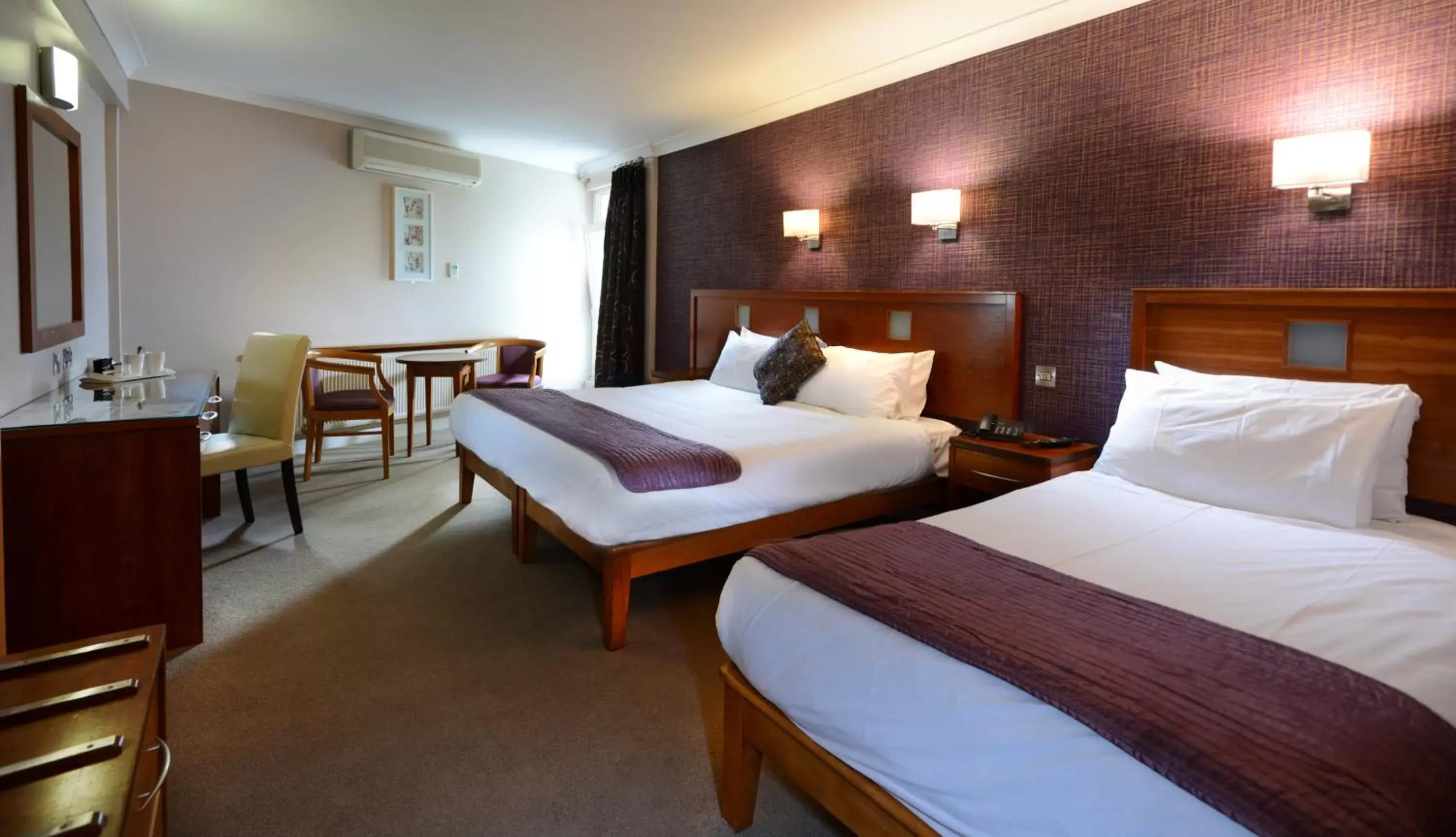 Bed in Imperial Hotel Galway