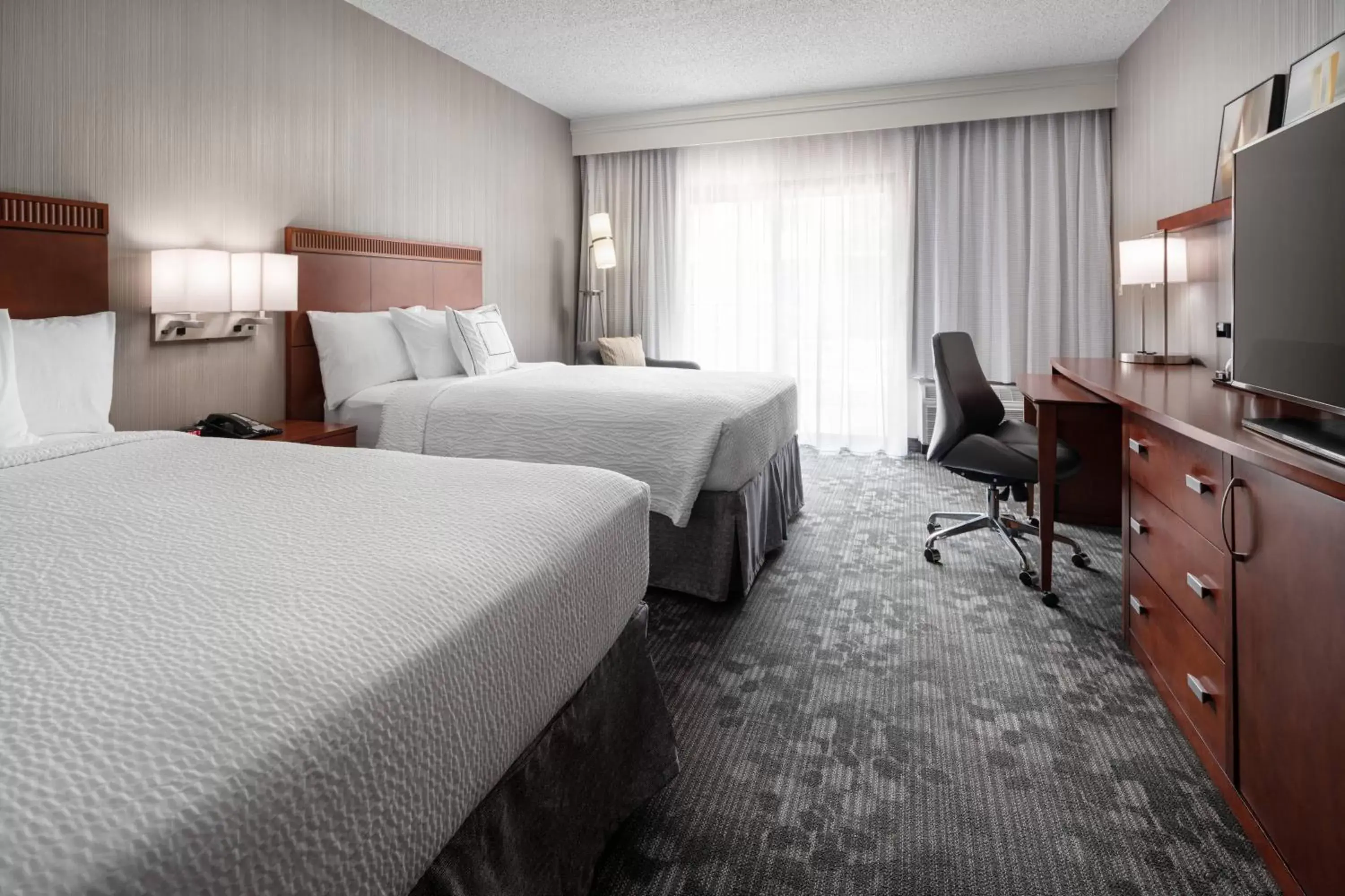 Photo of the whole room in Courtyard by Marriott Boulder