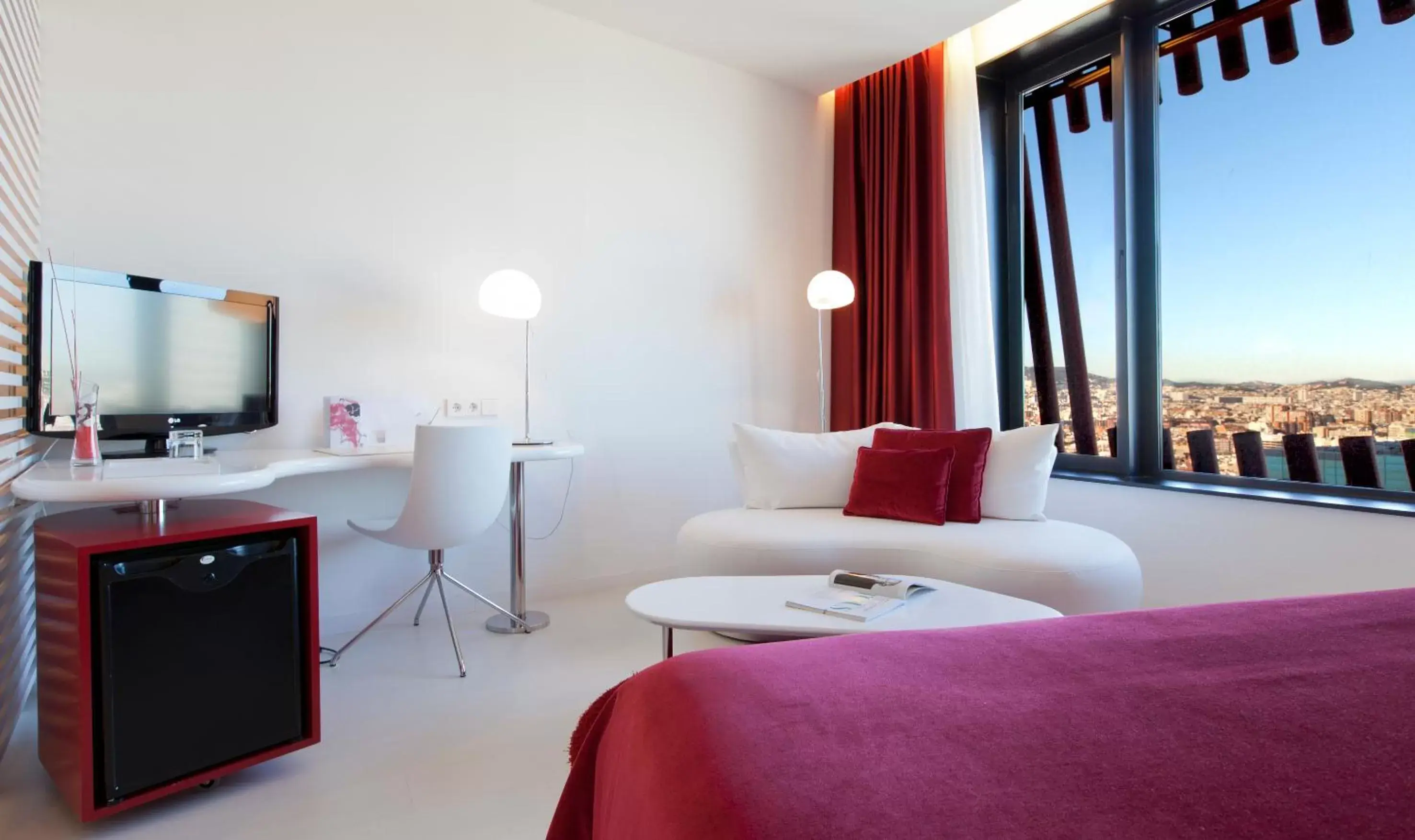 TV and multimedia, Seating Area in Hotel Porta Fira 4* Sup