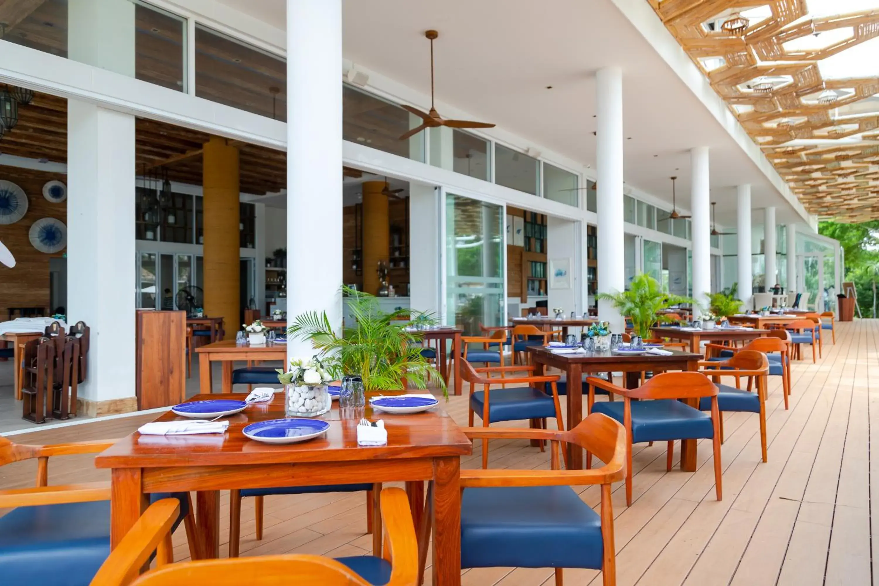 Restaurant/Places to Eat in Pinnacle Grand Jomtien Resort and Beach Club - SHA Extra Plus