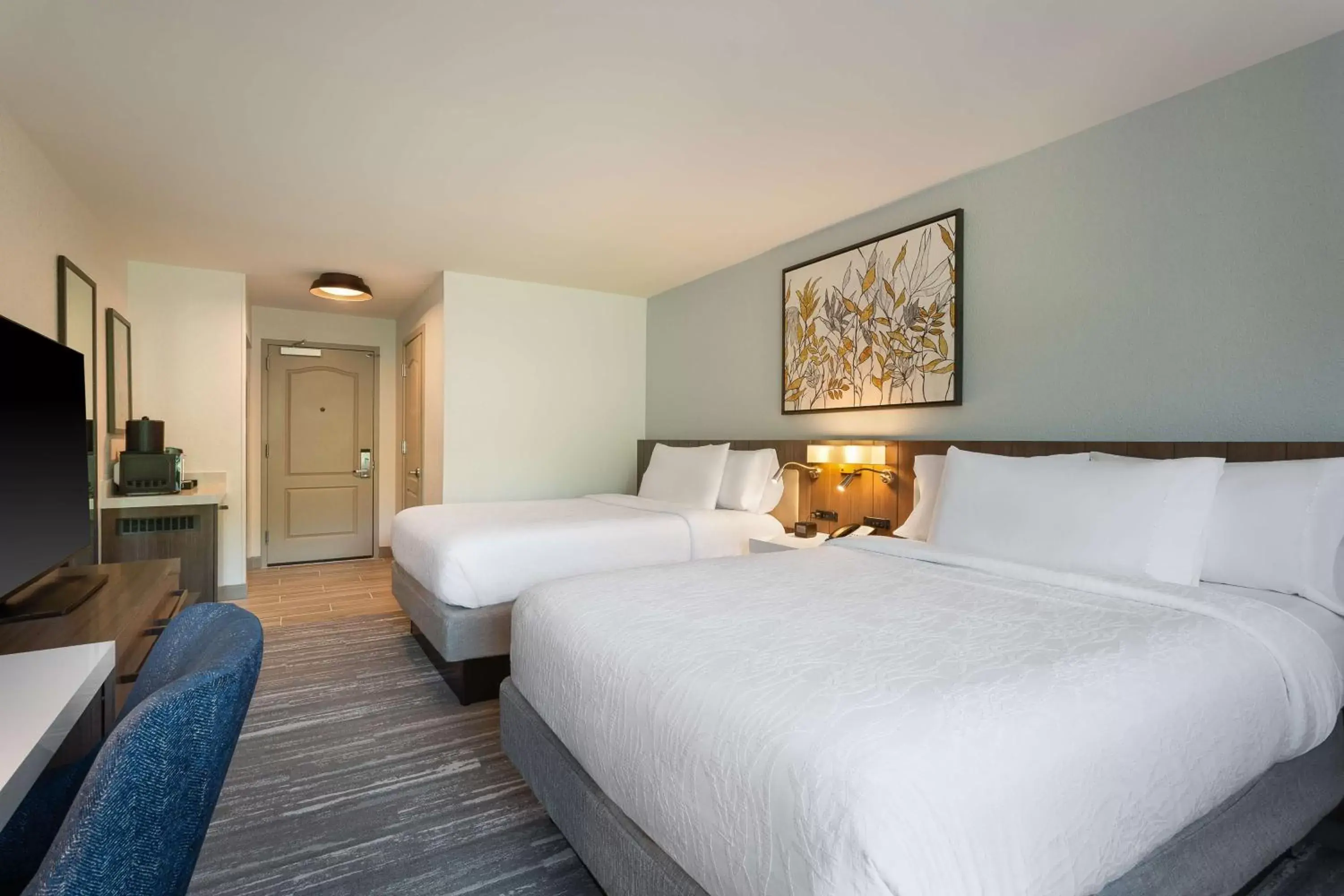 Bedroom, Bed in Hilton Garden Inn Melville
