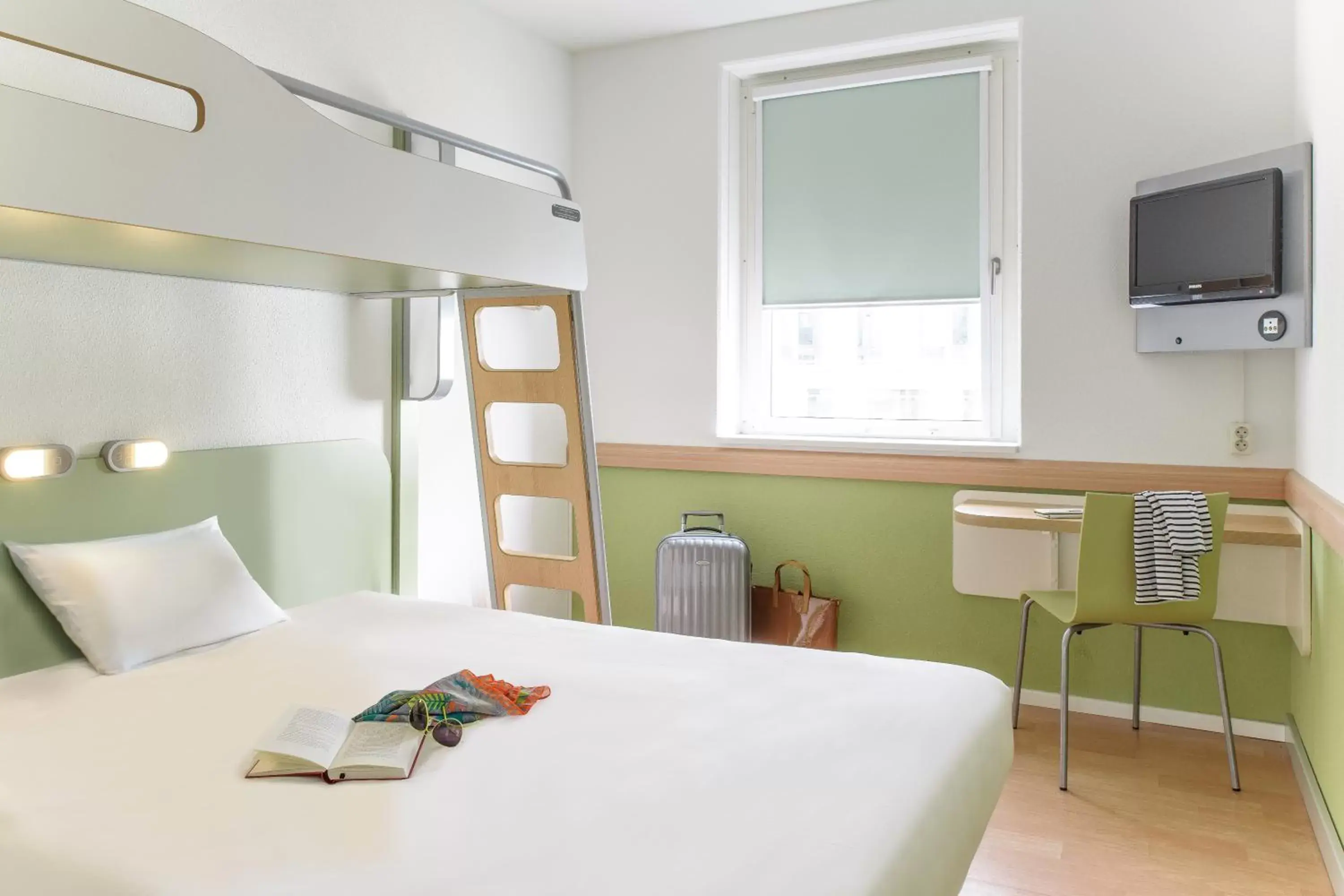 Bed in ibis budget Genève Petit-Lancy