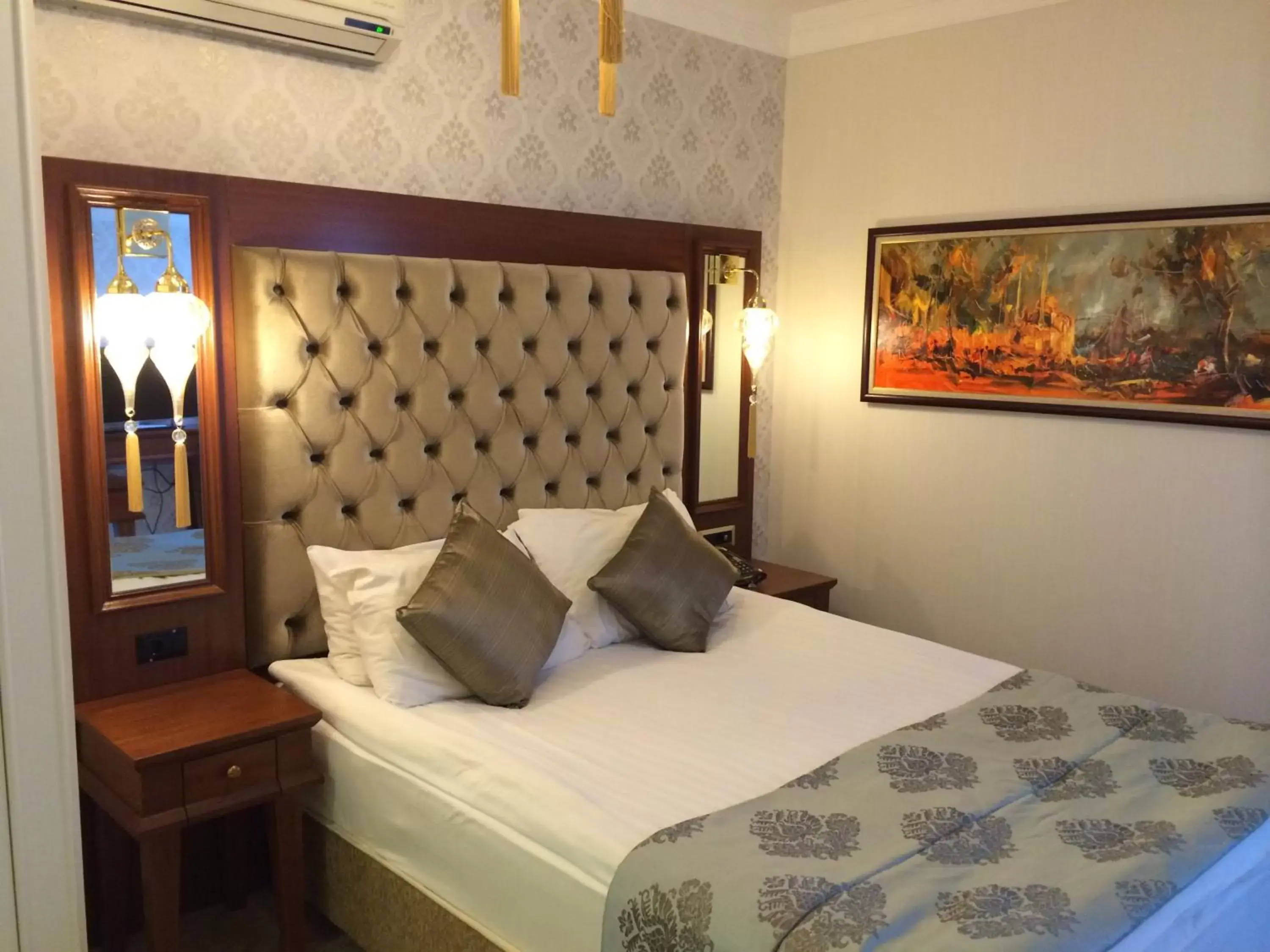 Economy Double Room without Window in The Empress Theodora Hotel