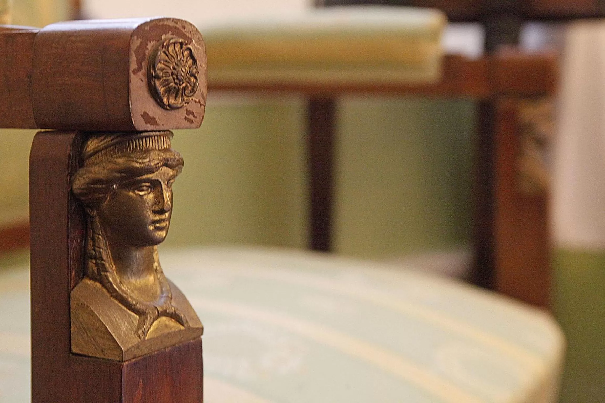 Decorative detail, Bed in Les Chambres de Mathilde