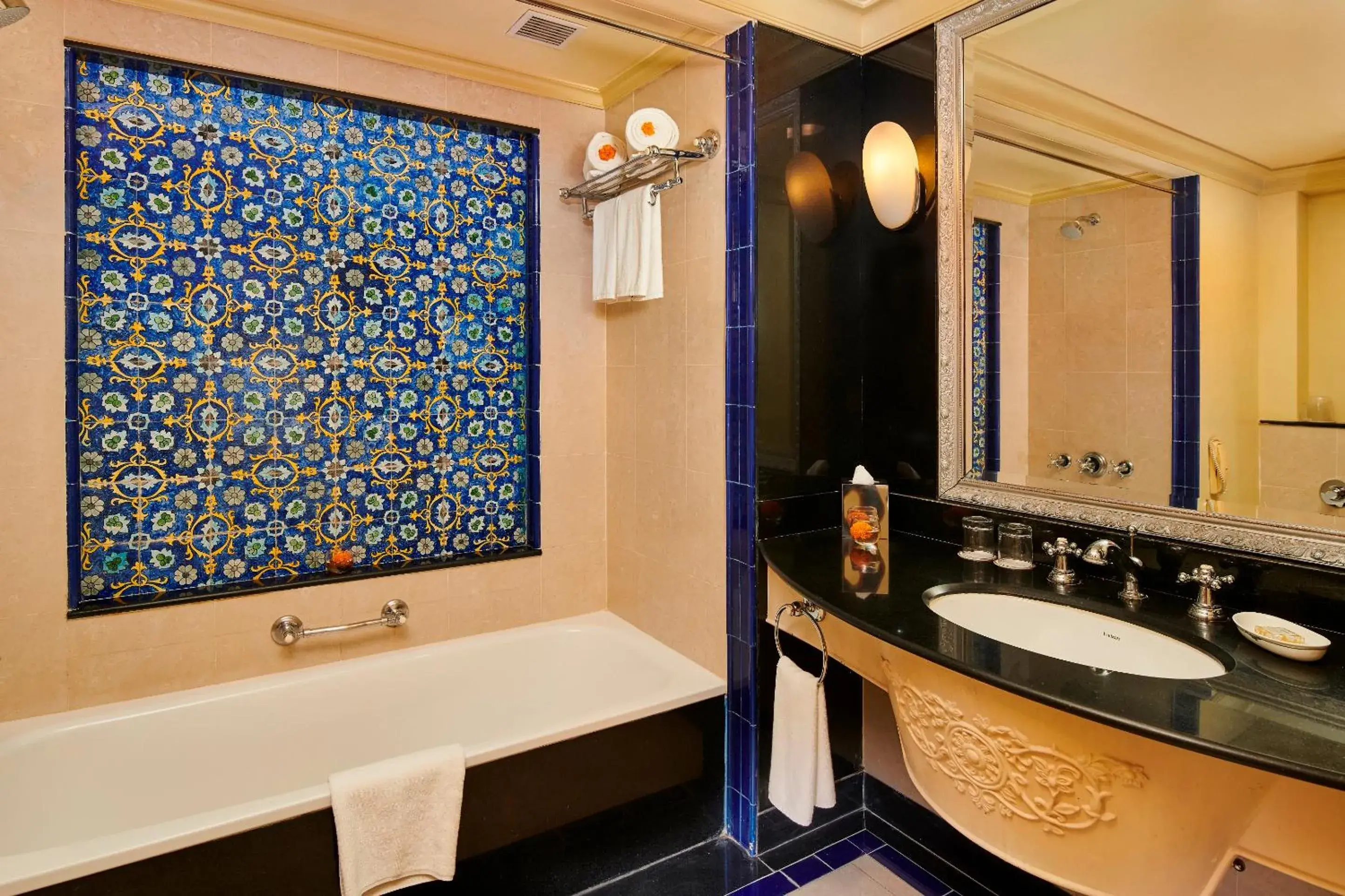 Bathroom in The Ummed Jodhpur Palace Resort & Spa