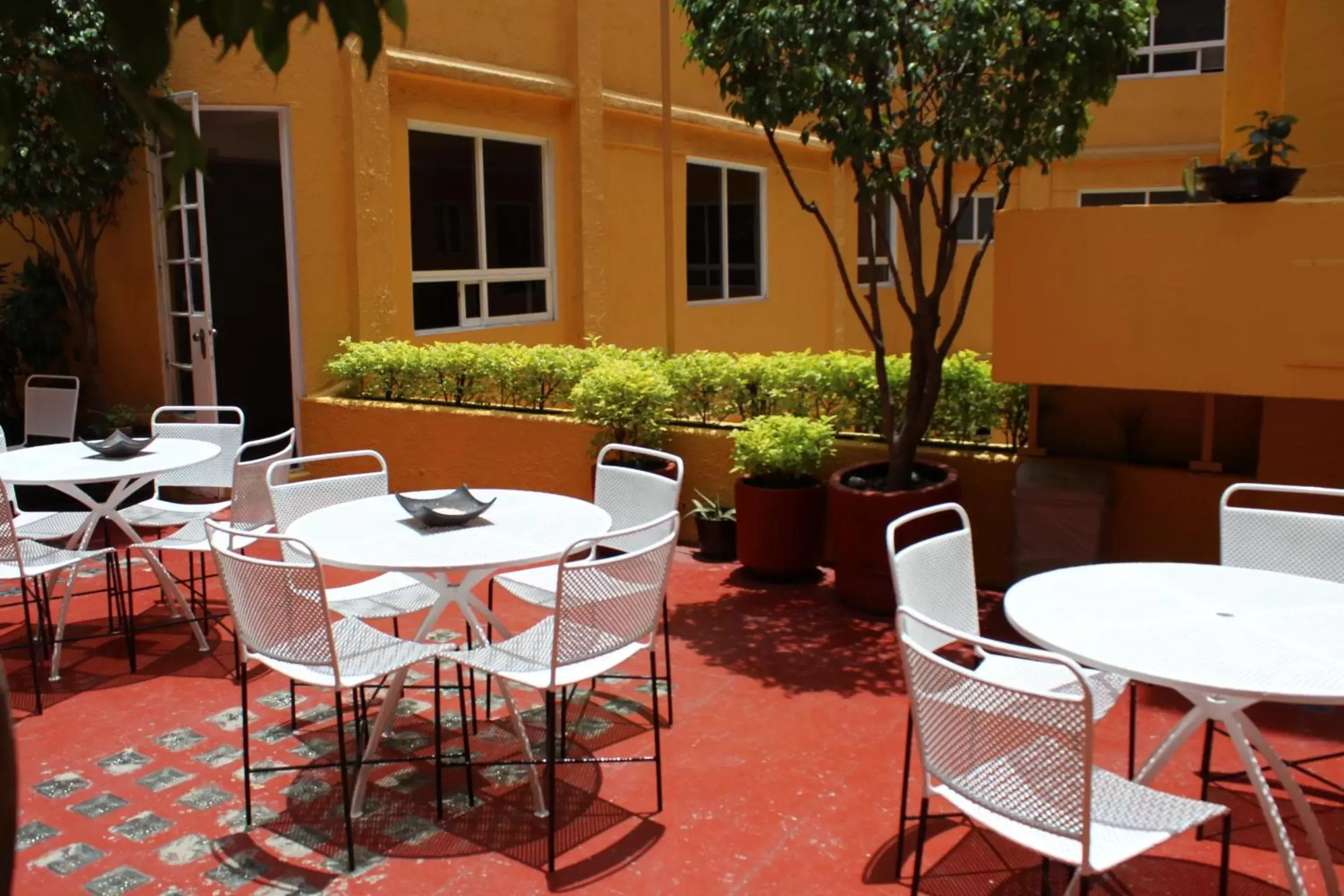 Balcony/Terrace, Restaurant/Places to Eat in Hotel Ritz Ciudad de México