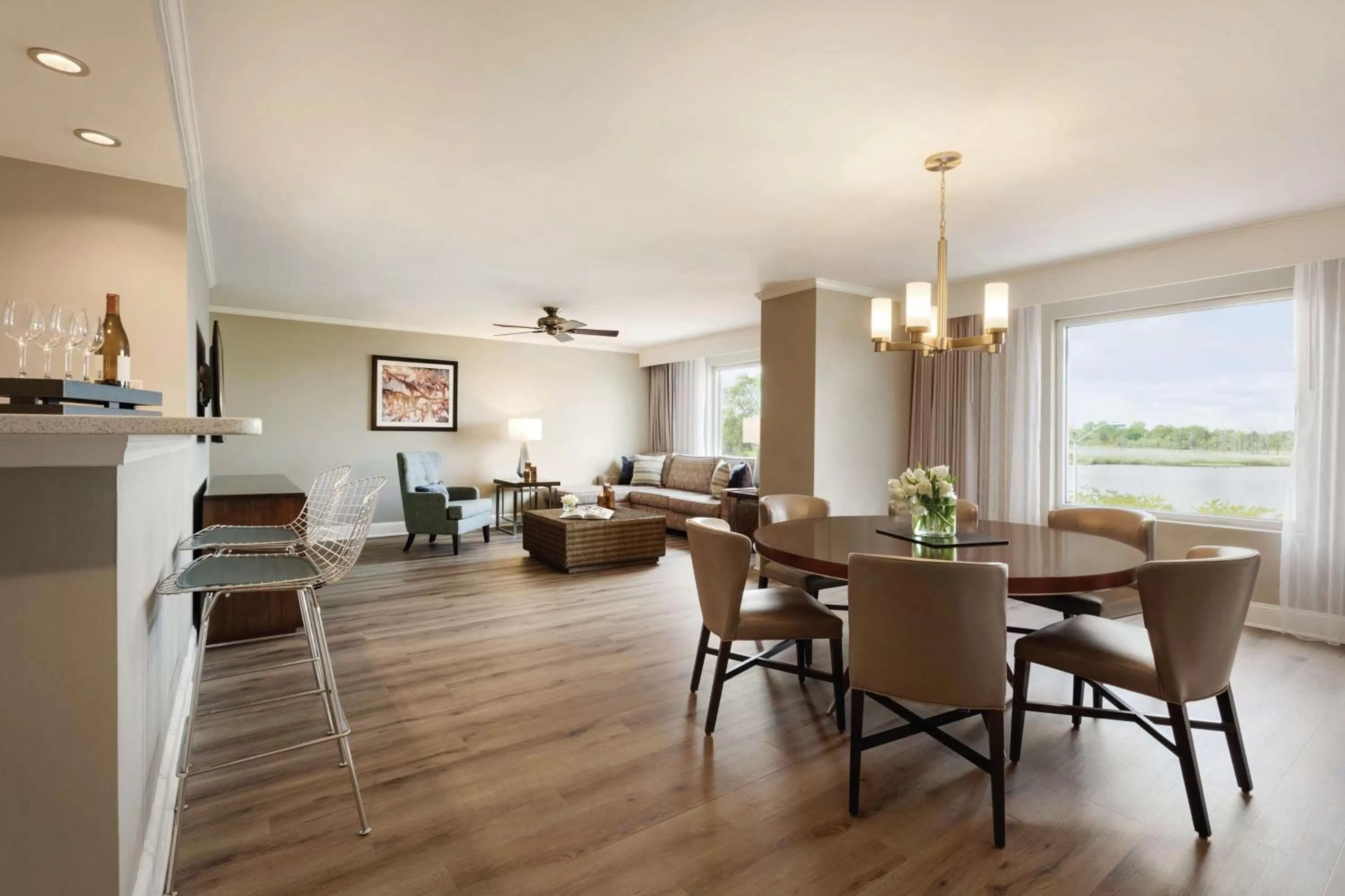 Bedroom in Hotel Ballast Wilmington, Tapestry Collection by Hilton