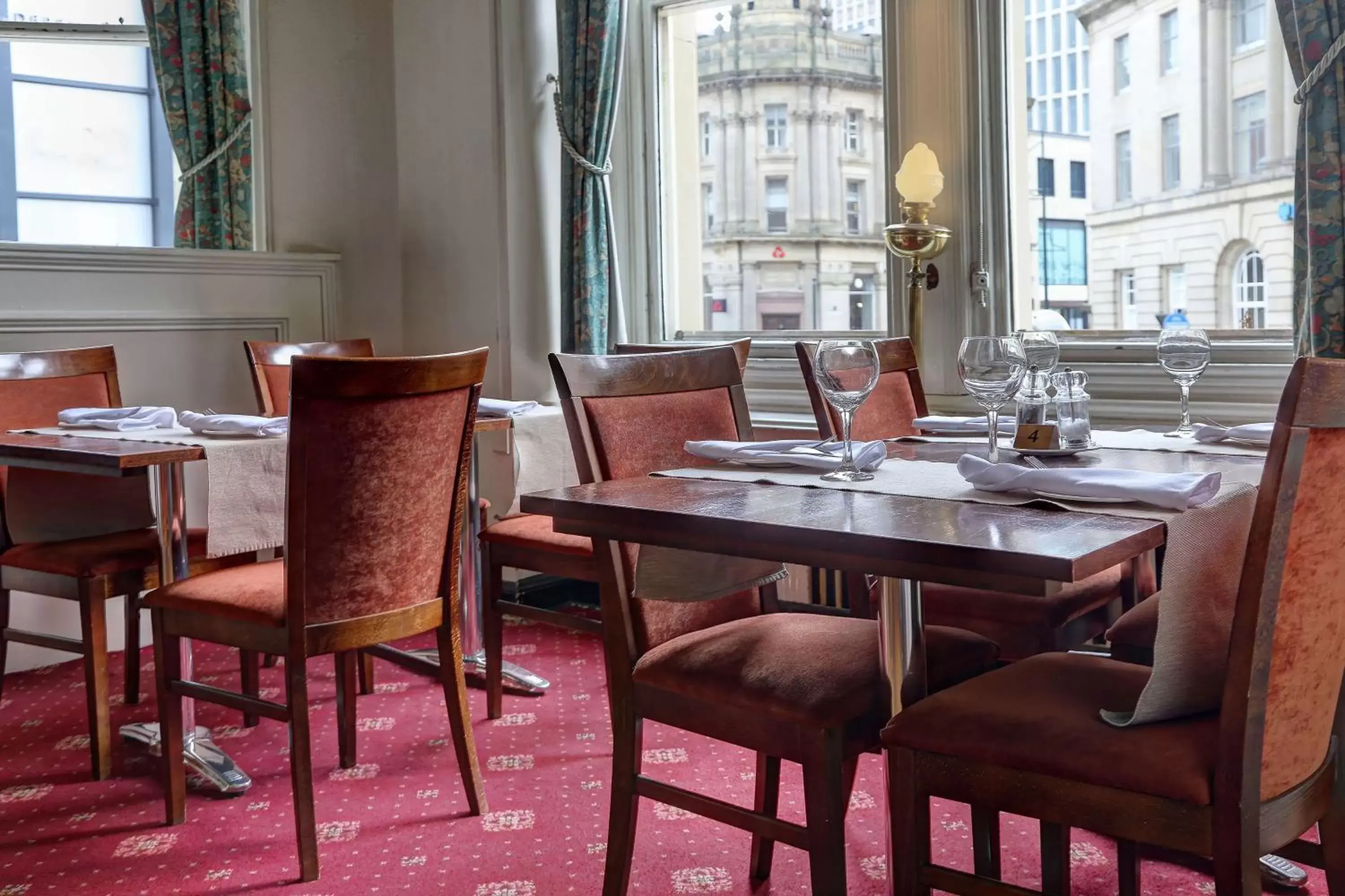 Restaurant/Places to Eat in The Midland Hotel