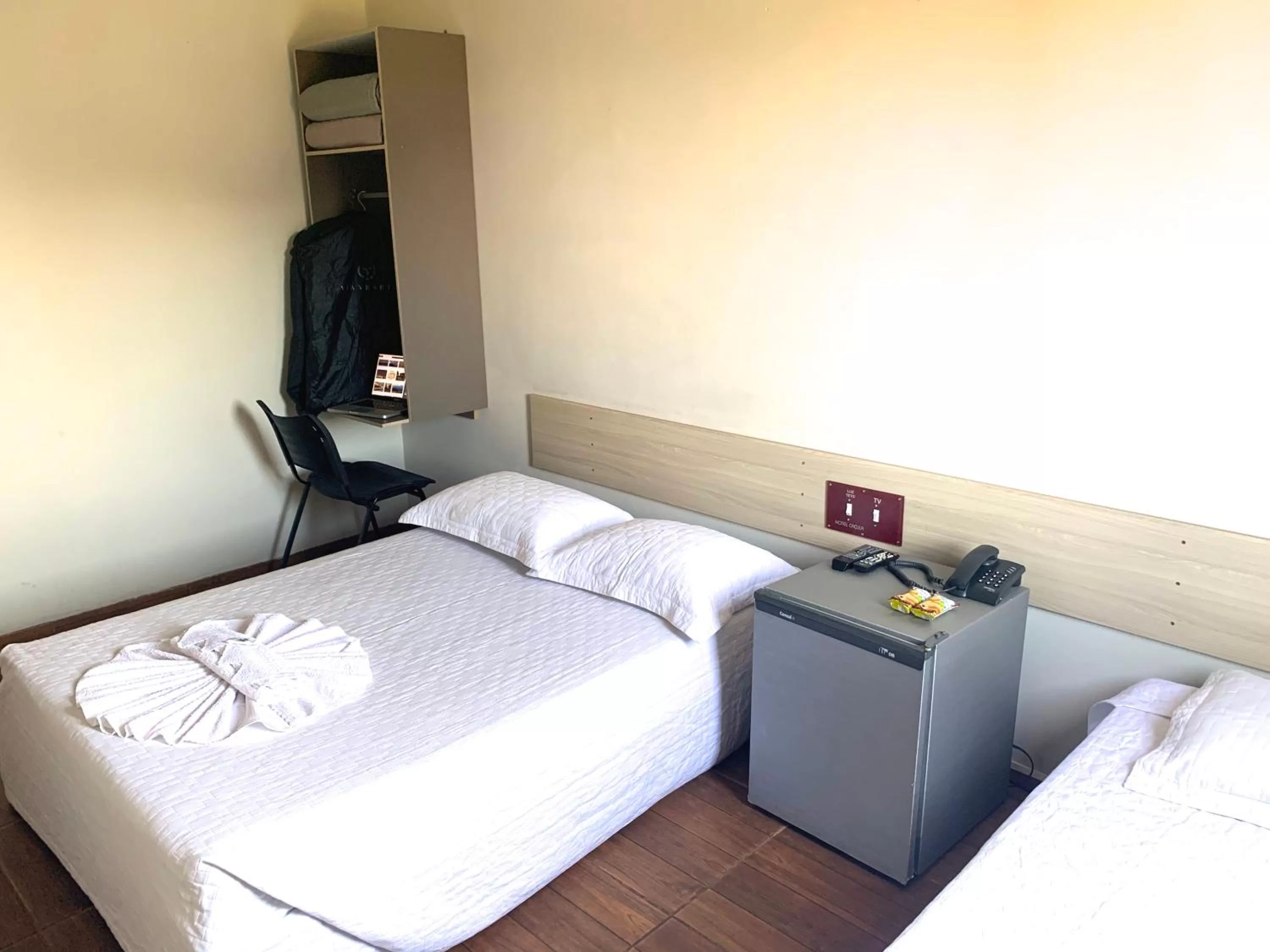 Bed in Hotel Caçula