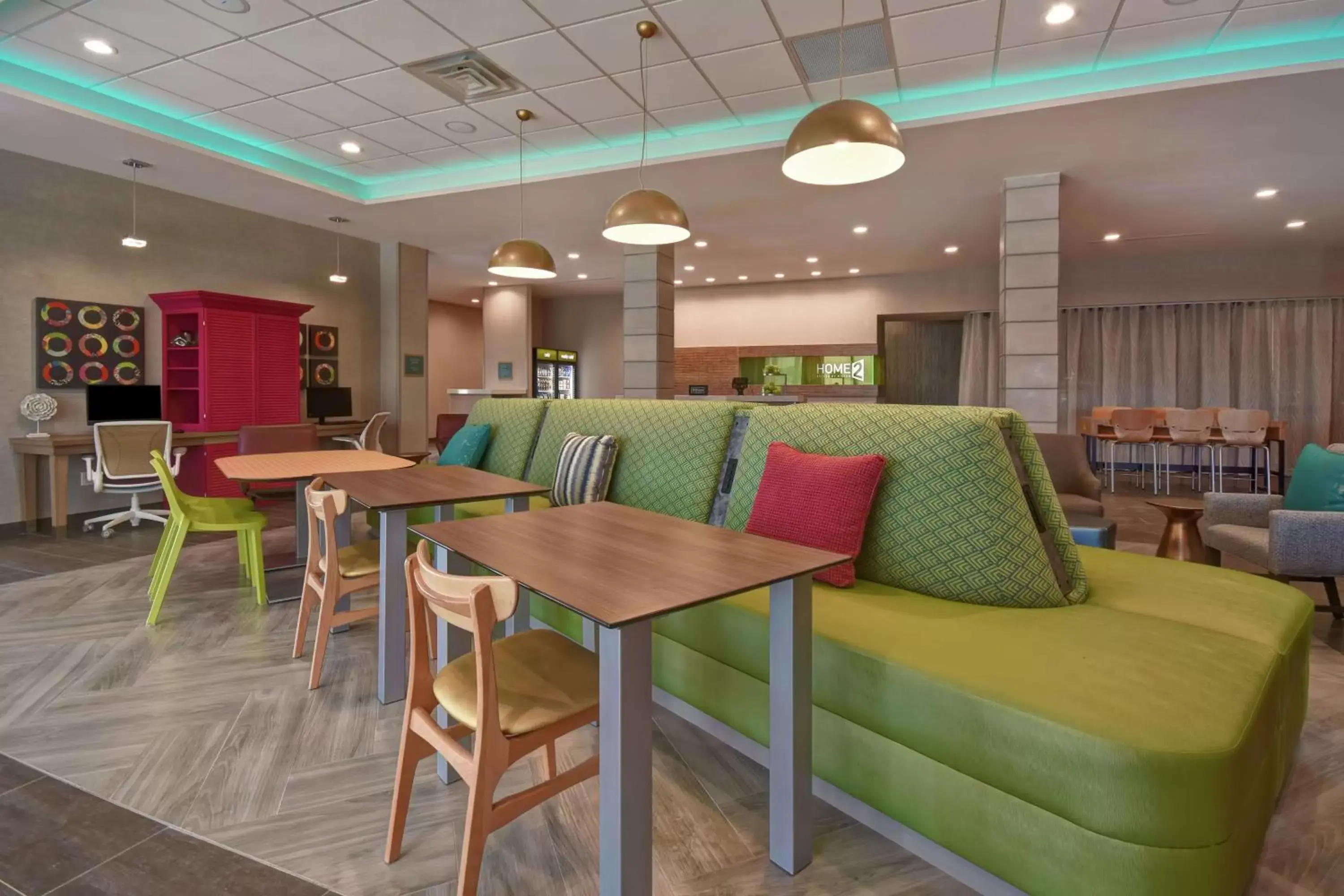 Lobby or reception, Restaurant/Places to Eat in Home2 Suites by Hilton Wichita Northeast