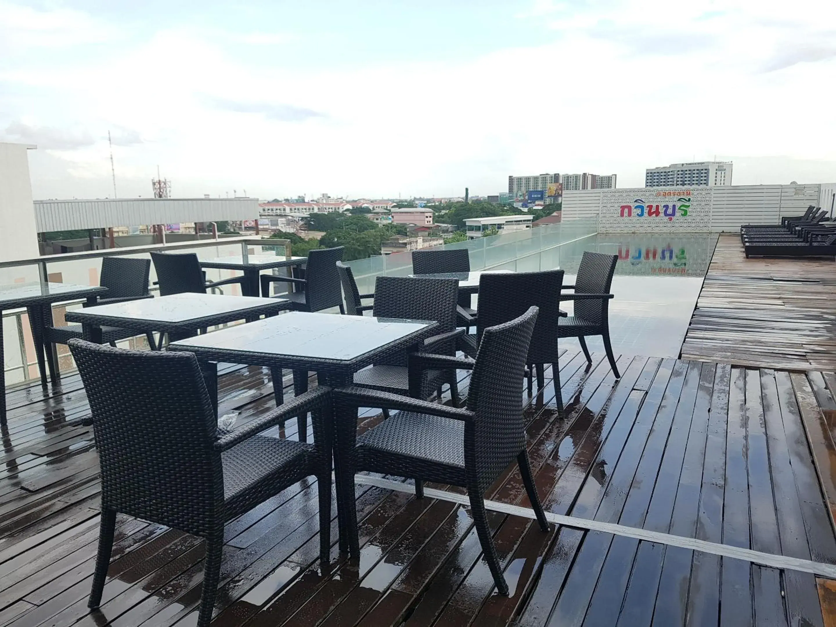 Restaurant/Places to Eat in Kavinburi Green Hotel (SHA Plus)