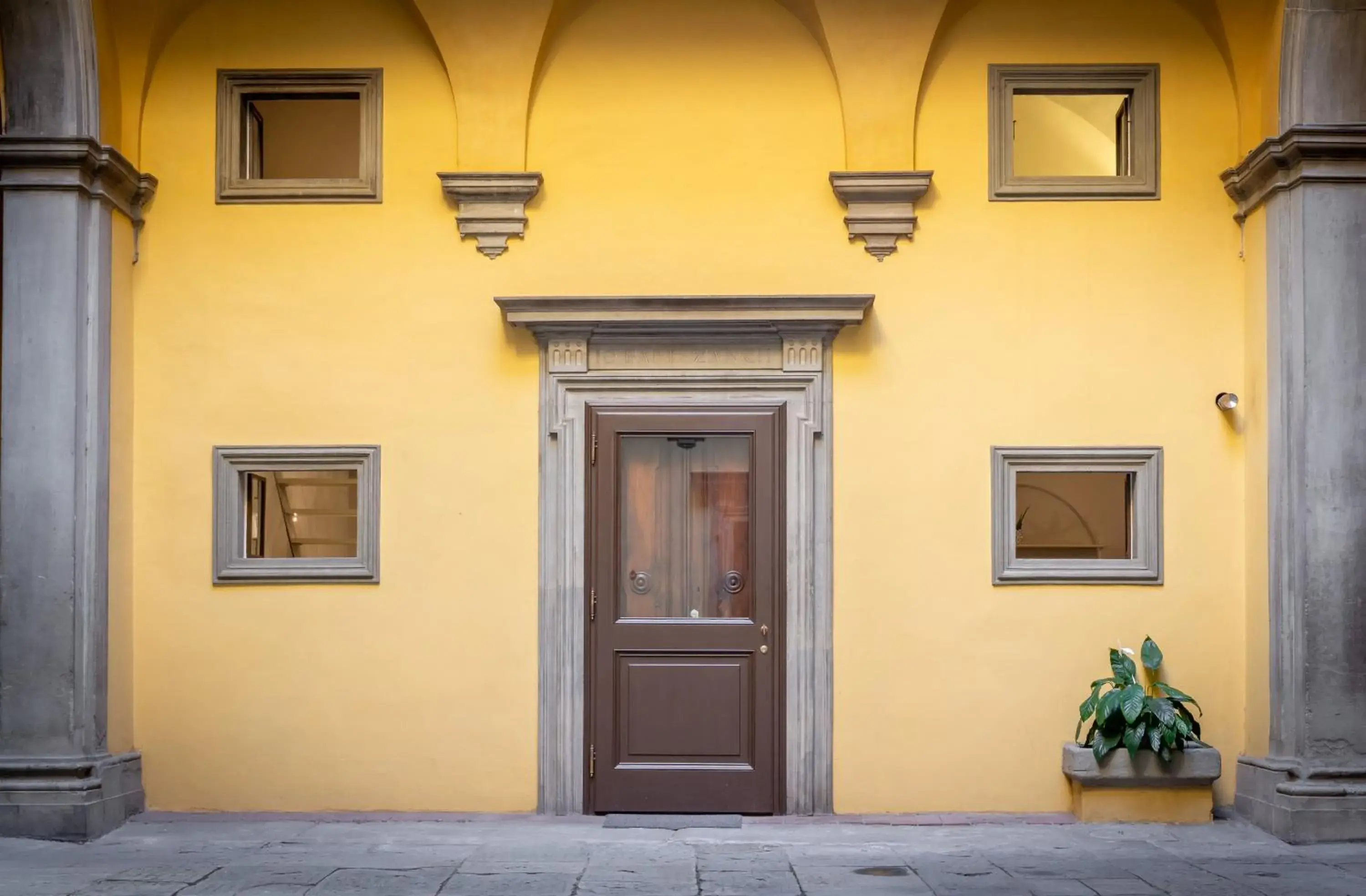 Facade/entrance in Palazzo Ridolfi - Residenza d'Epoca