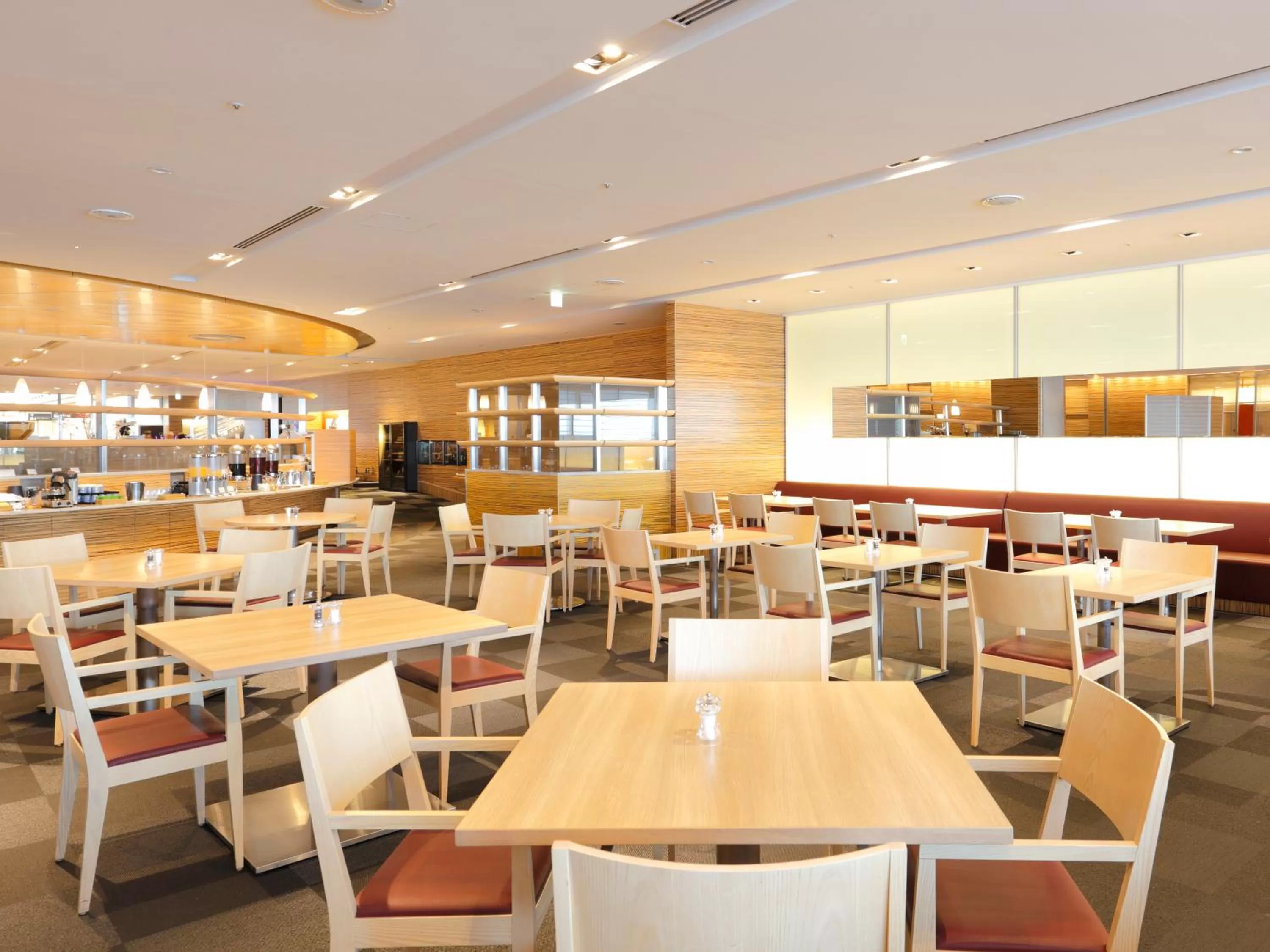 Restaurant/places to eat in Haneda Excel Hotel Tokyu Haneda Airport Terminal 2
