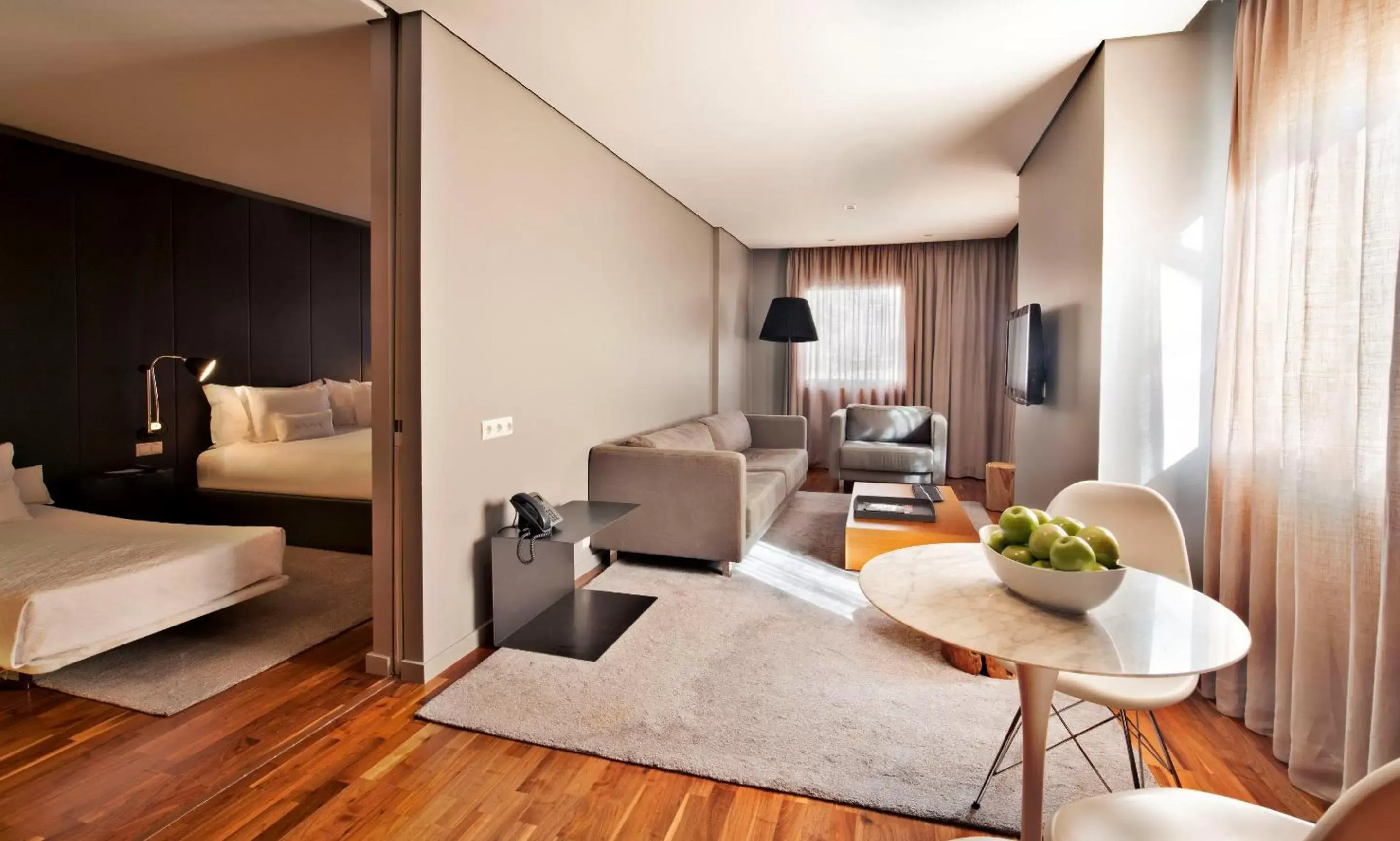 TV and multimedia, Room Photo in Altis Prime Hotel
