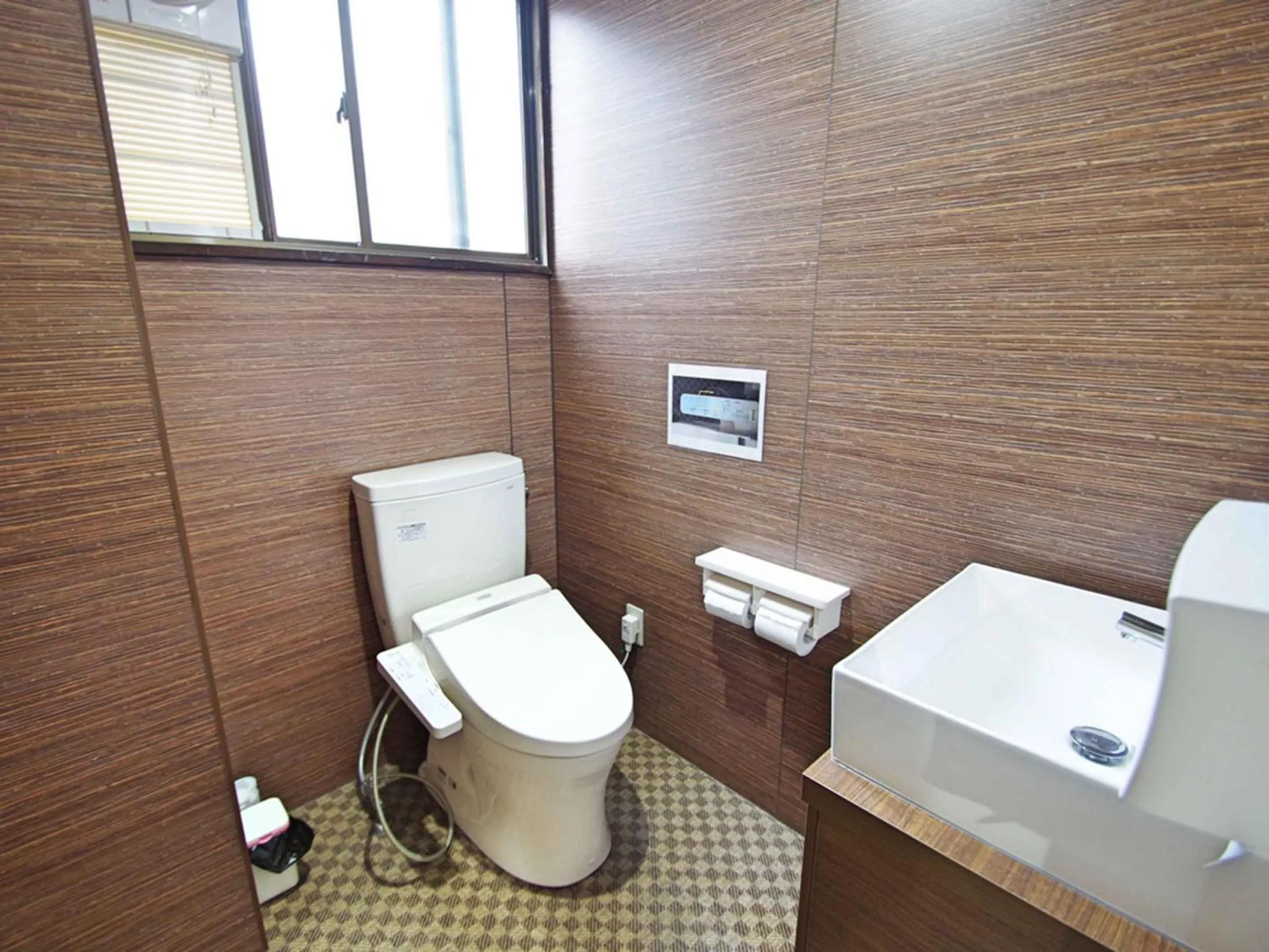 Toilet in Stay Inn KOTO