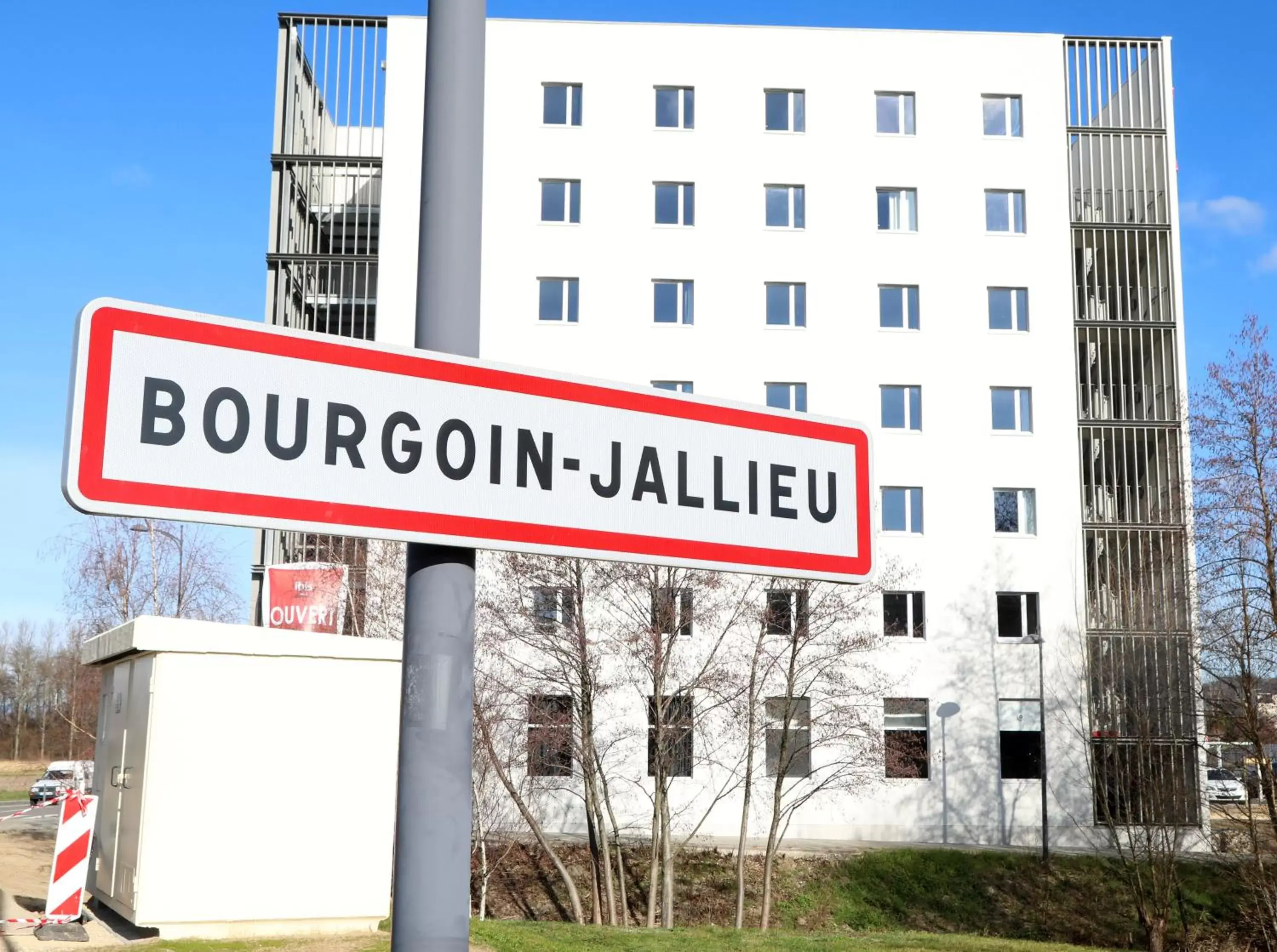 Property Building in Ibis Bourgoin Jallieu Medipole