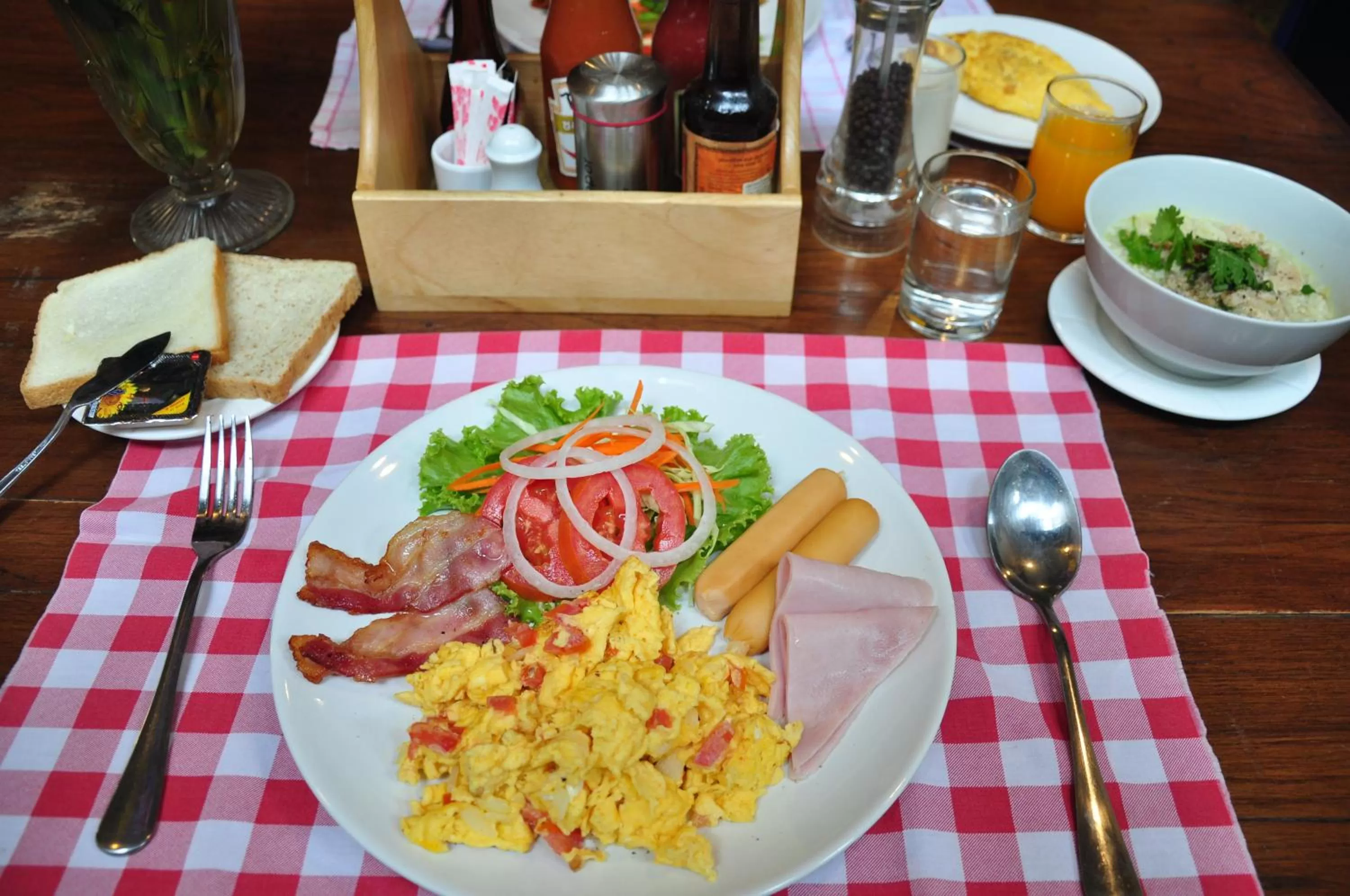 Breakfast in Sabye Bangkok