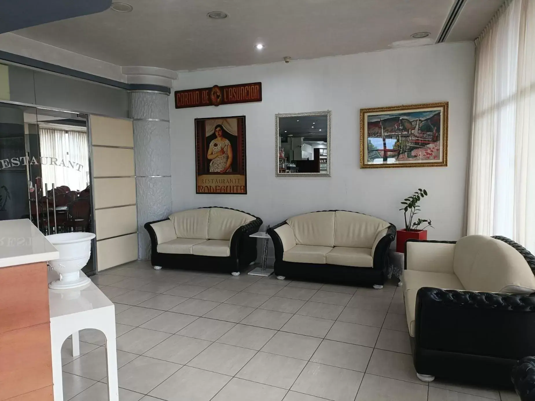 Living room, Seating Area in Green Hotel Ninfa