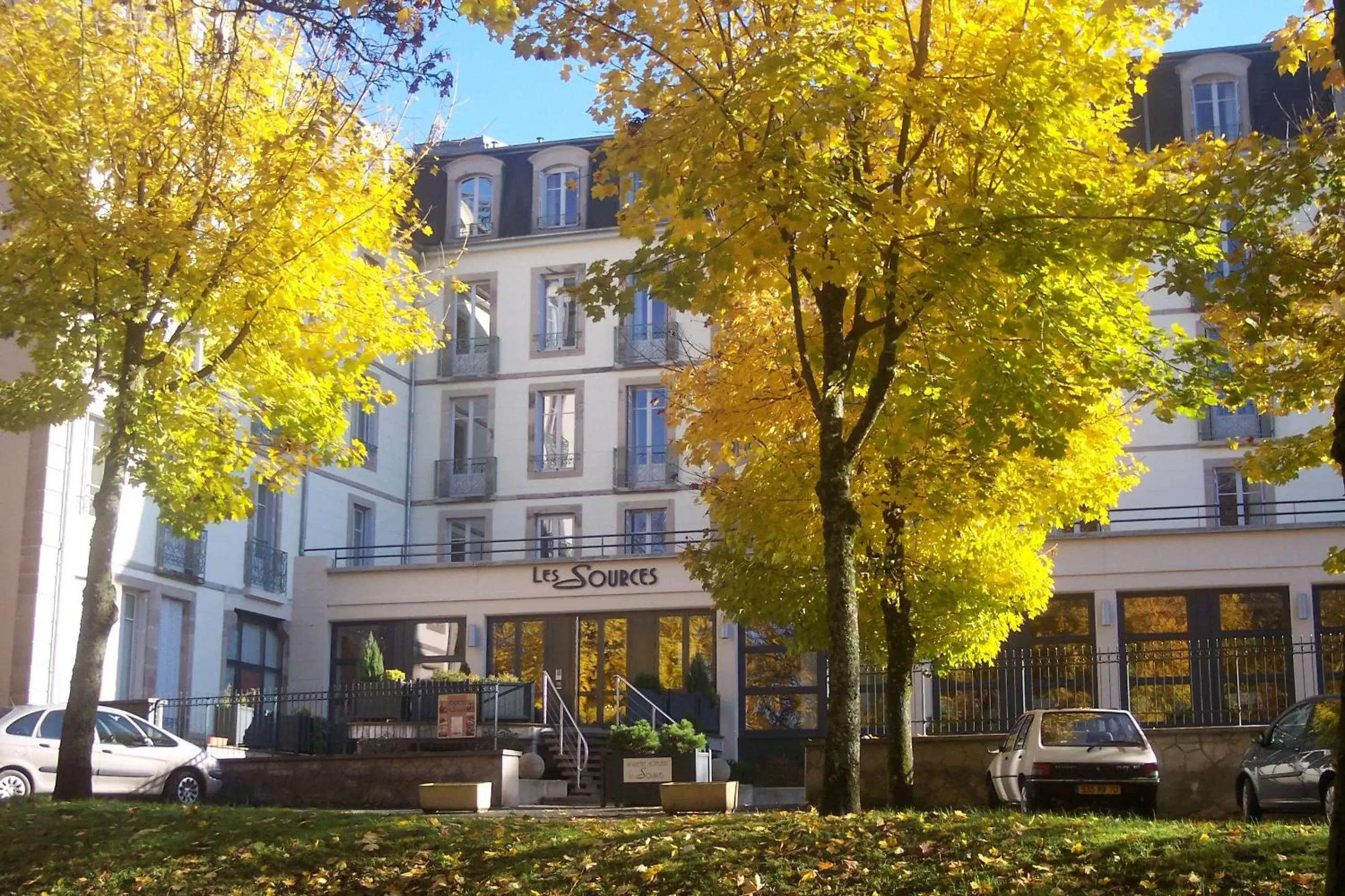 Autumn, Property Building in CERISE Luxeuil Les Sources