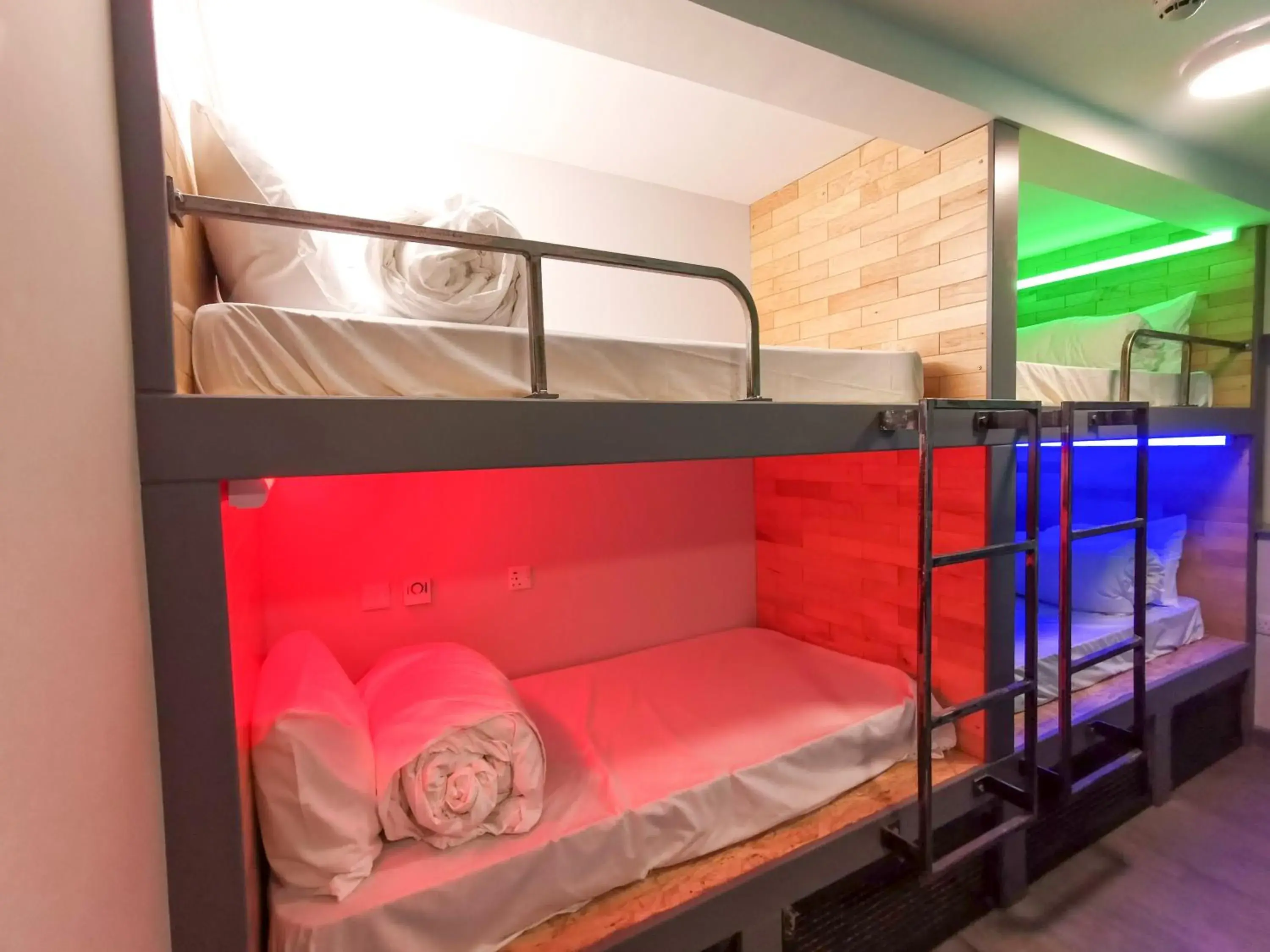 Bed, Bunk Bed in Cwtsh Hostel