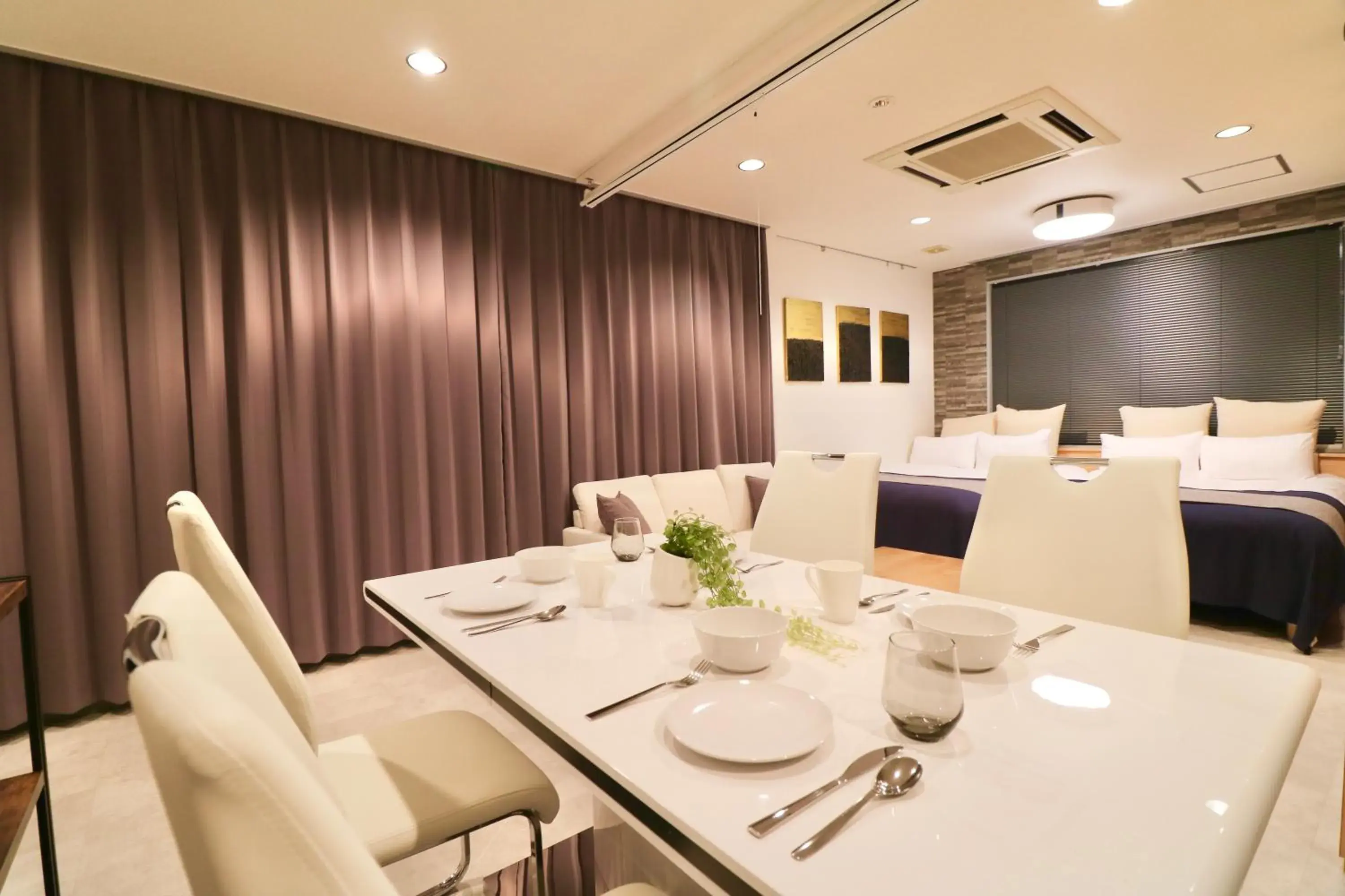 Bed, Restaurant/Places to Eat in TAKETO STAY TERRACE ONE