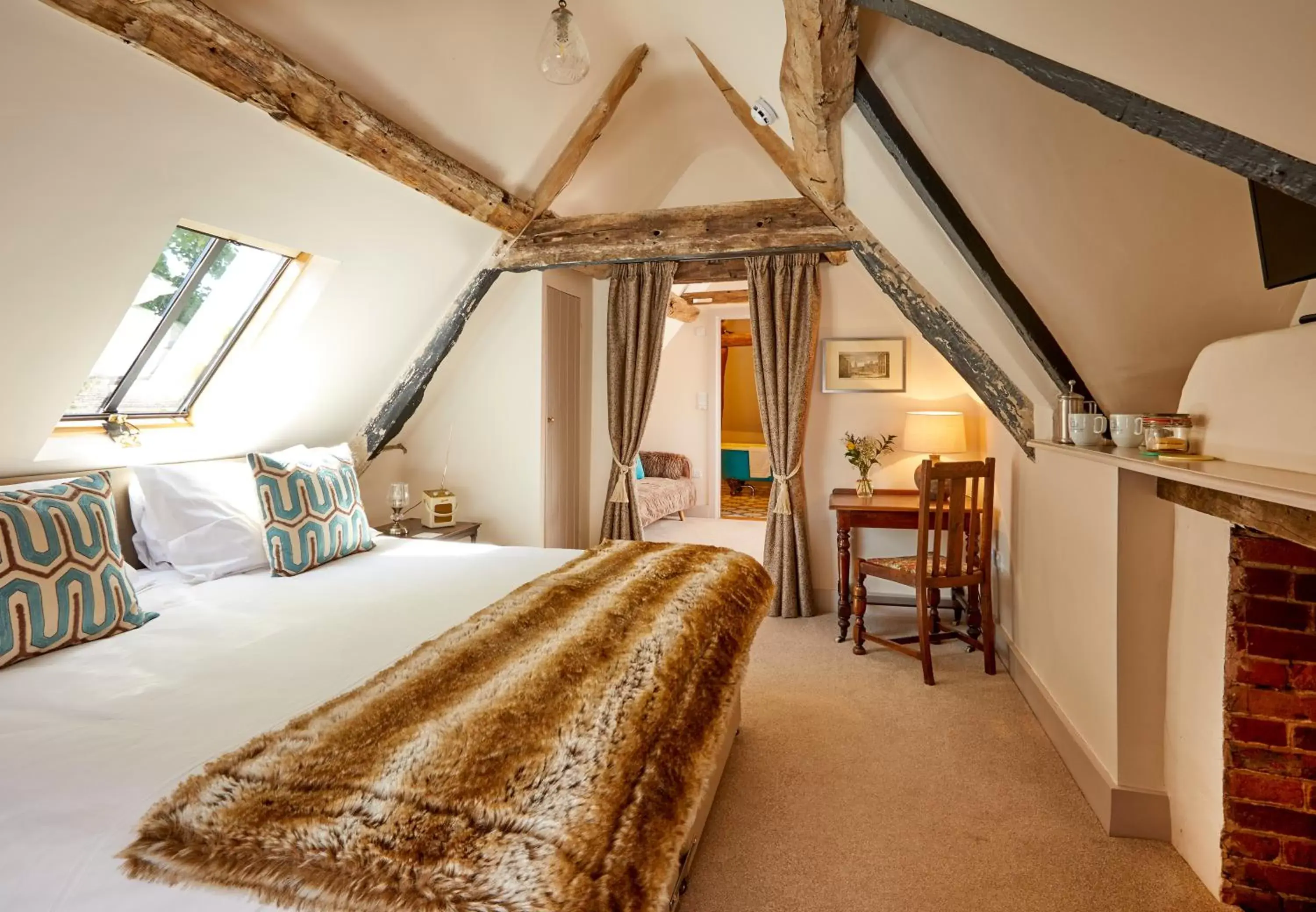 Photo of the whole room, Bed in The Greyhound Inn Photo of the whole room, Bed in The Greyhound Inn