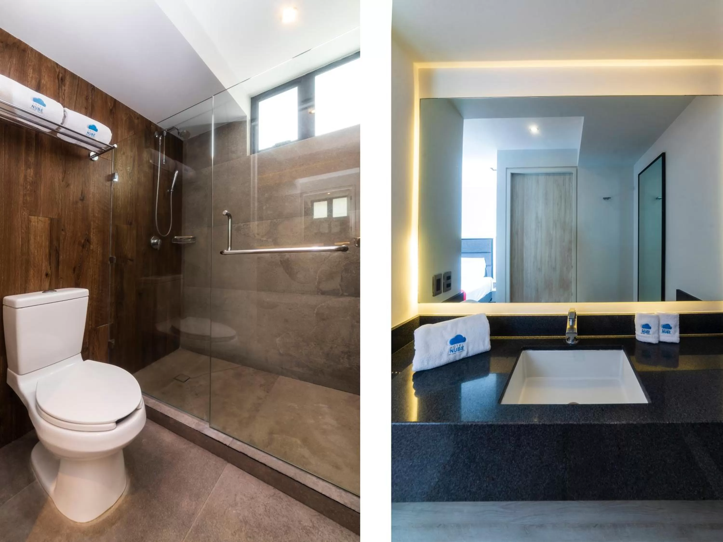 Toilet in Hotel Nube, Puebla Centro