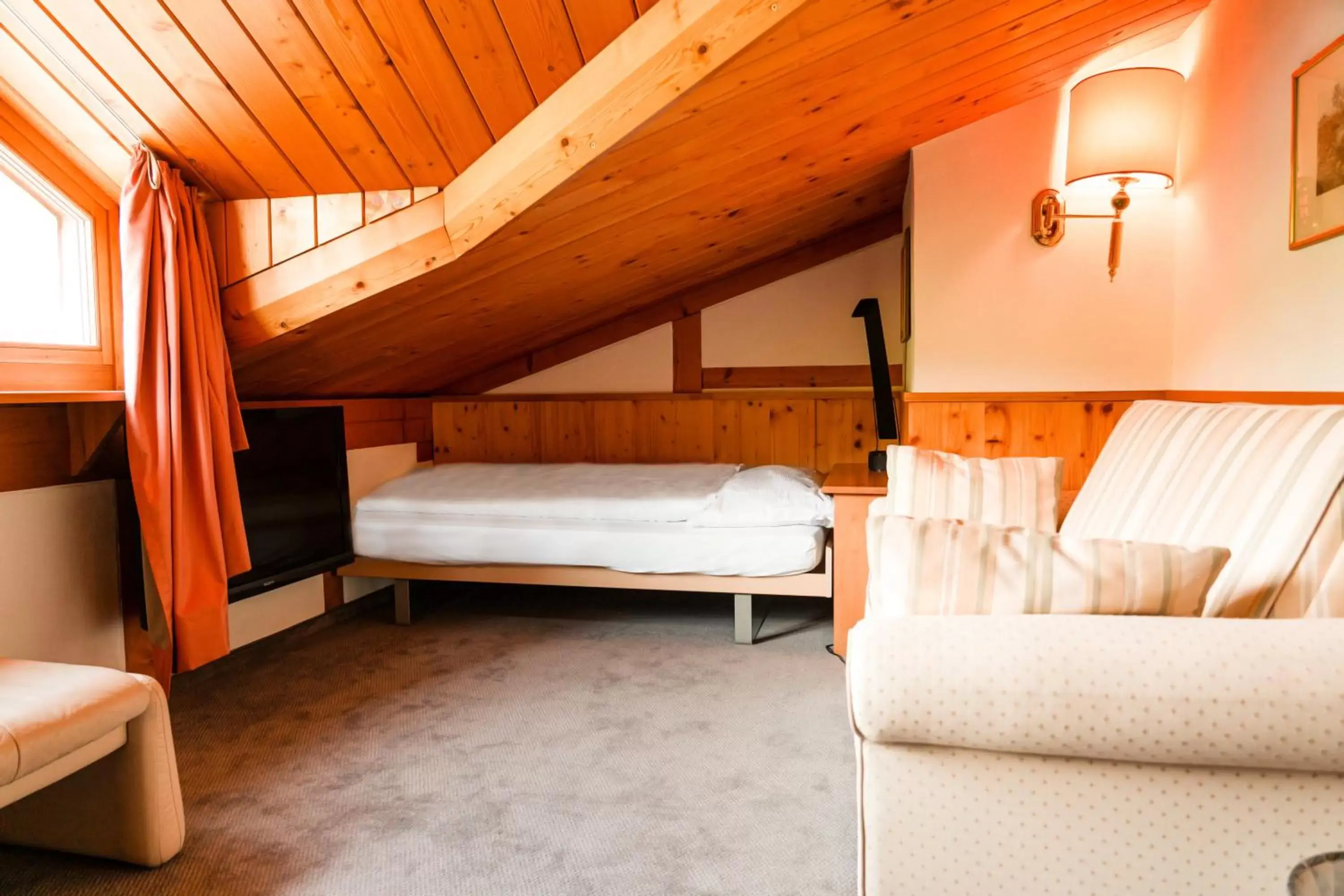 Bed in Hillsite Hotel Restaurant Flims