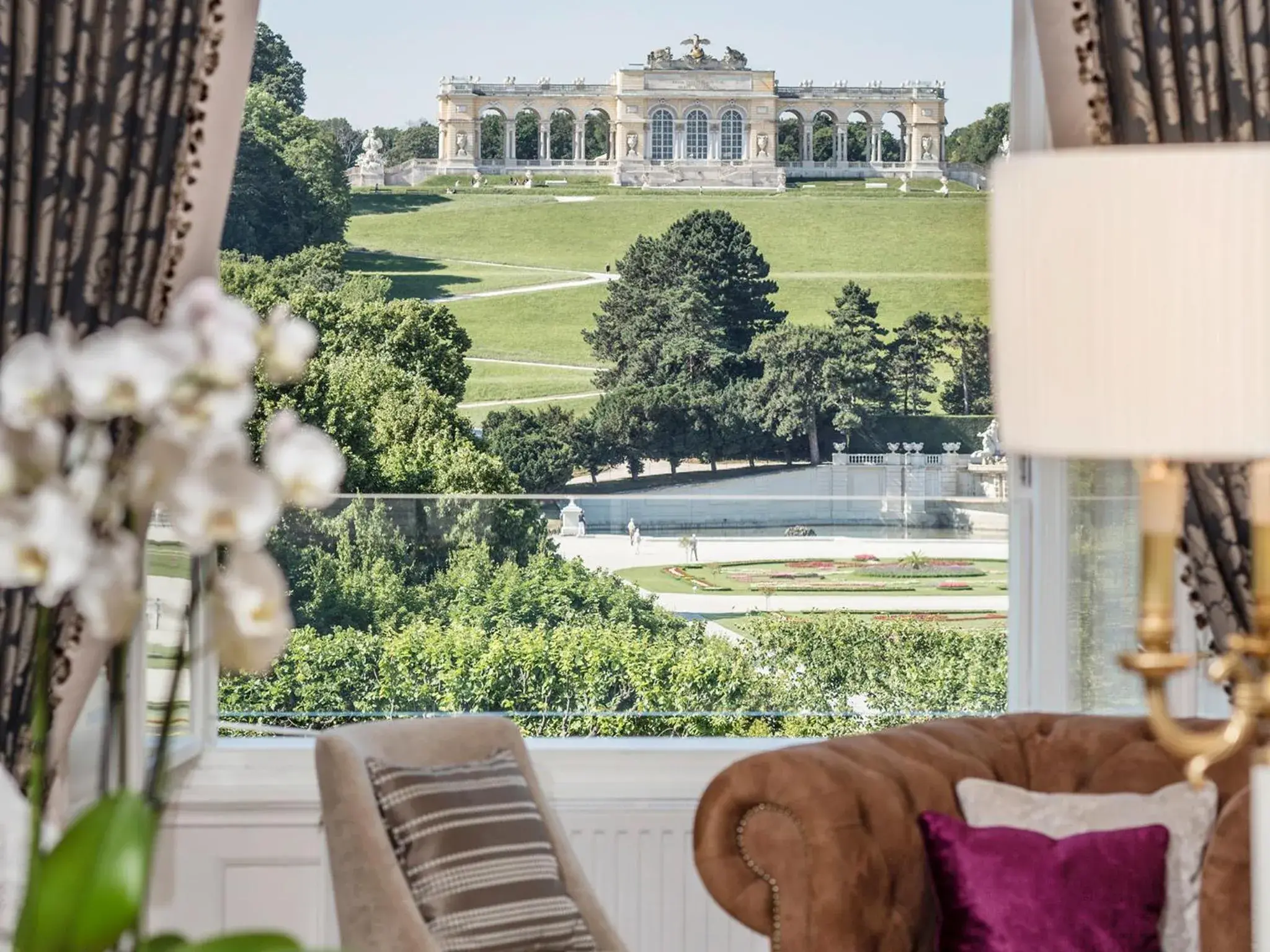 Landmark view, Garden View in Schloß Schönbrunn Grand Suite