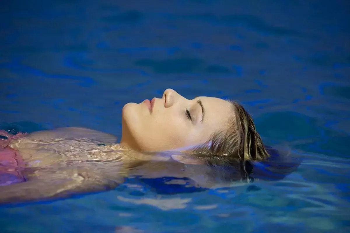 Swimming pool in Marvie Hotel & Health