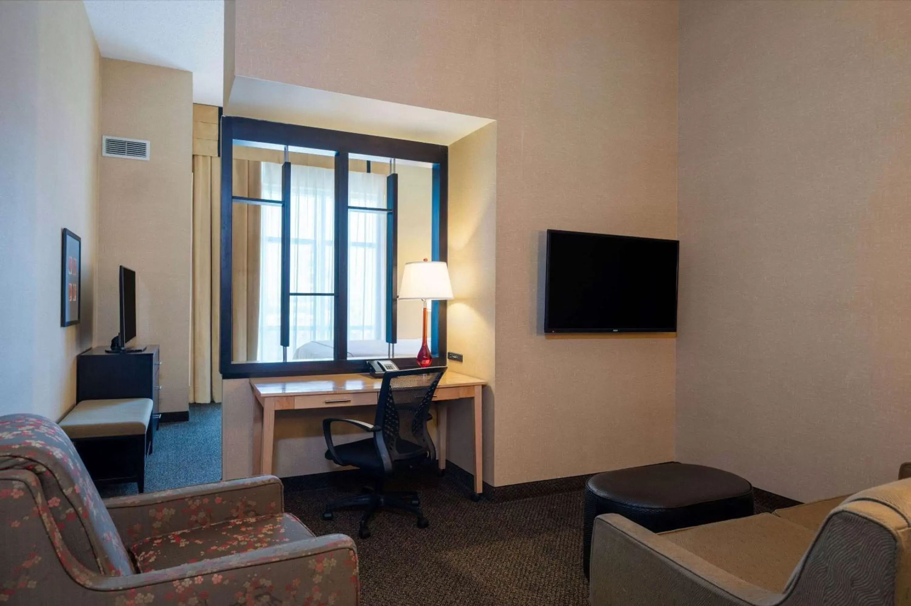 Bed, TV/Entertainment Center in Wyndham Noblesville