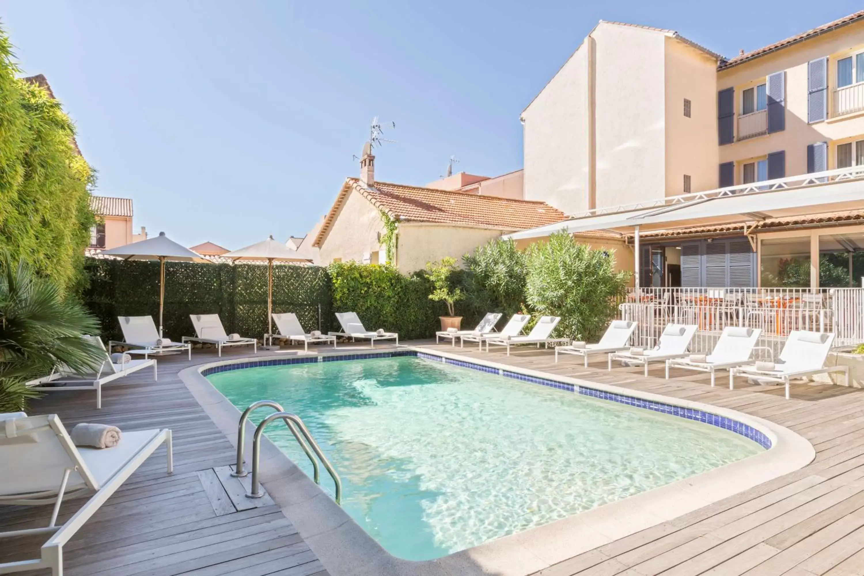On site, Swimming Pool in Best Western Hotel Matisse
