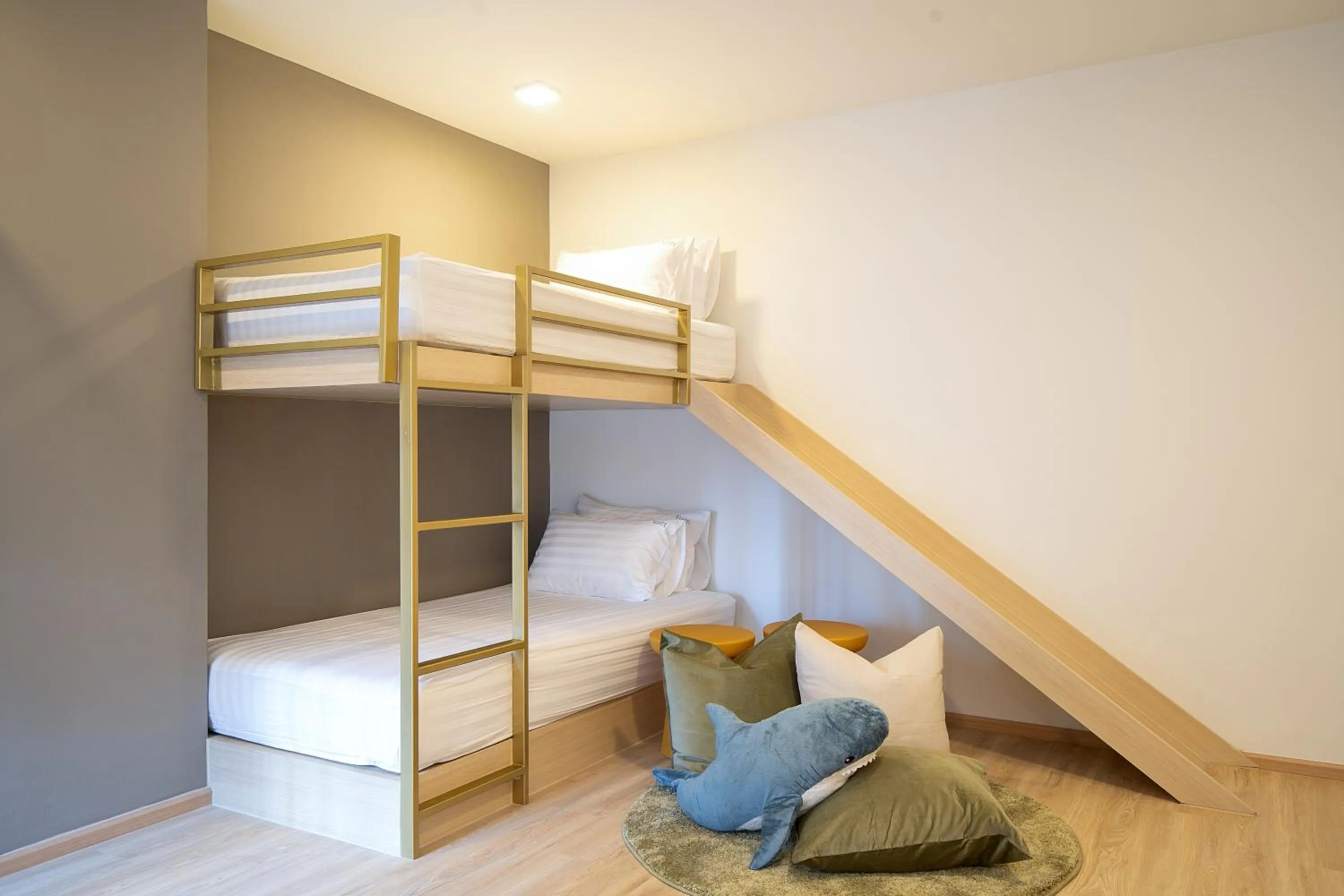 bunk bed, Bed in Diya Hotel Bangkok