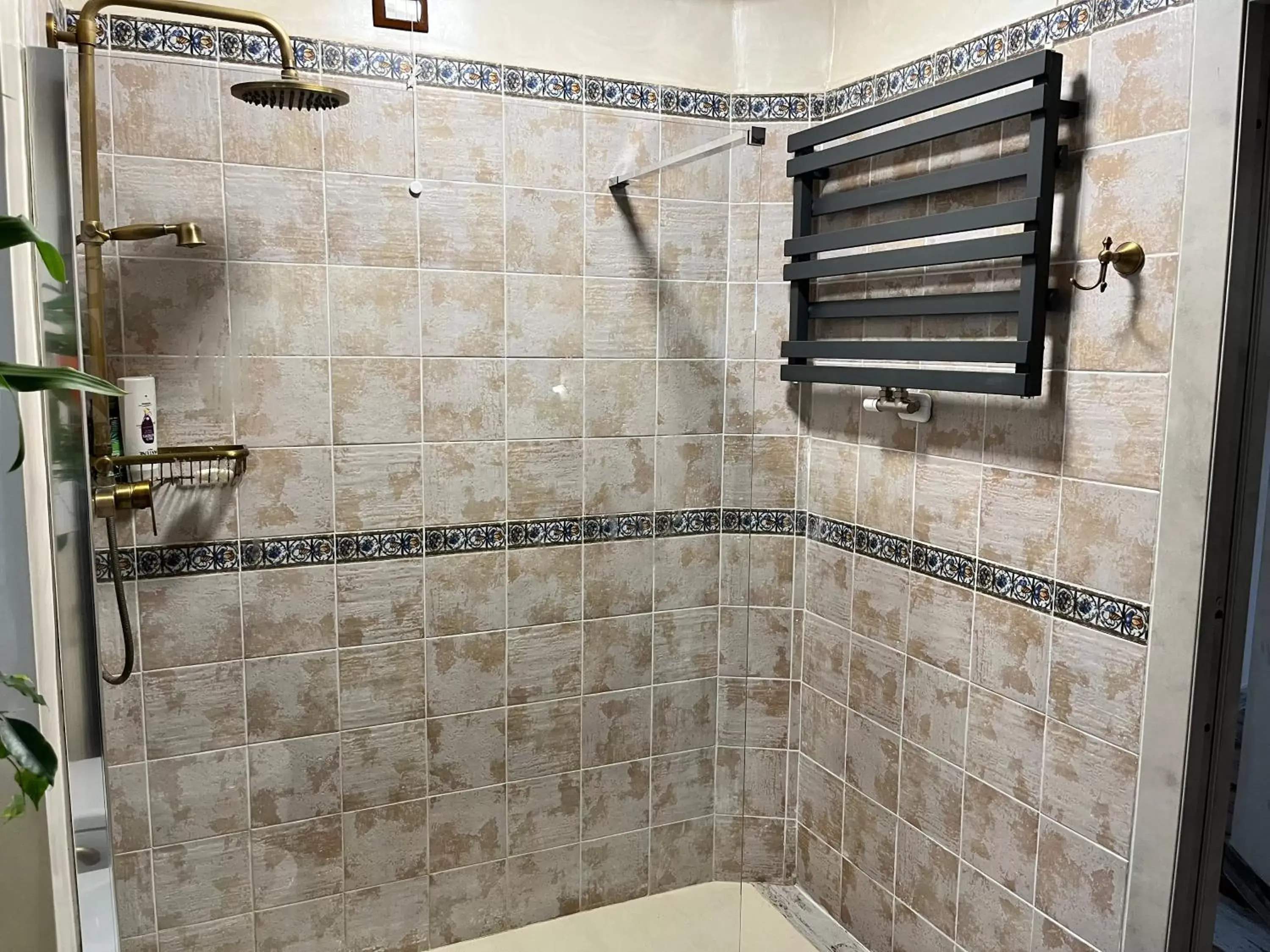 Shower, Bathroom in SALOTTO SUL MARE
