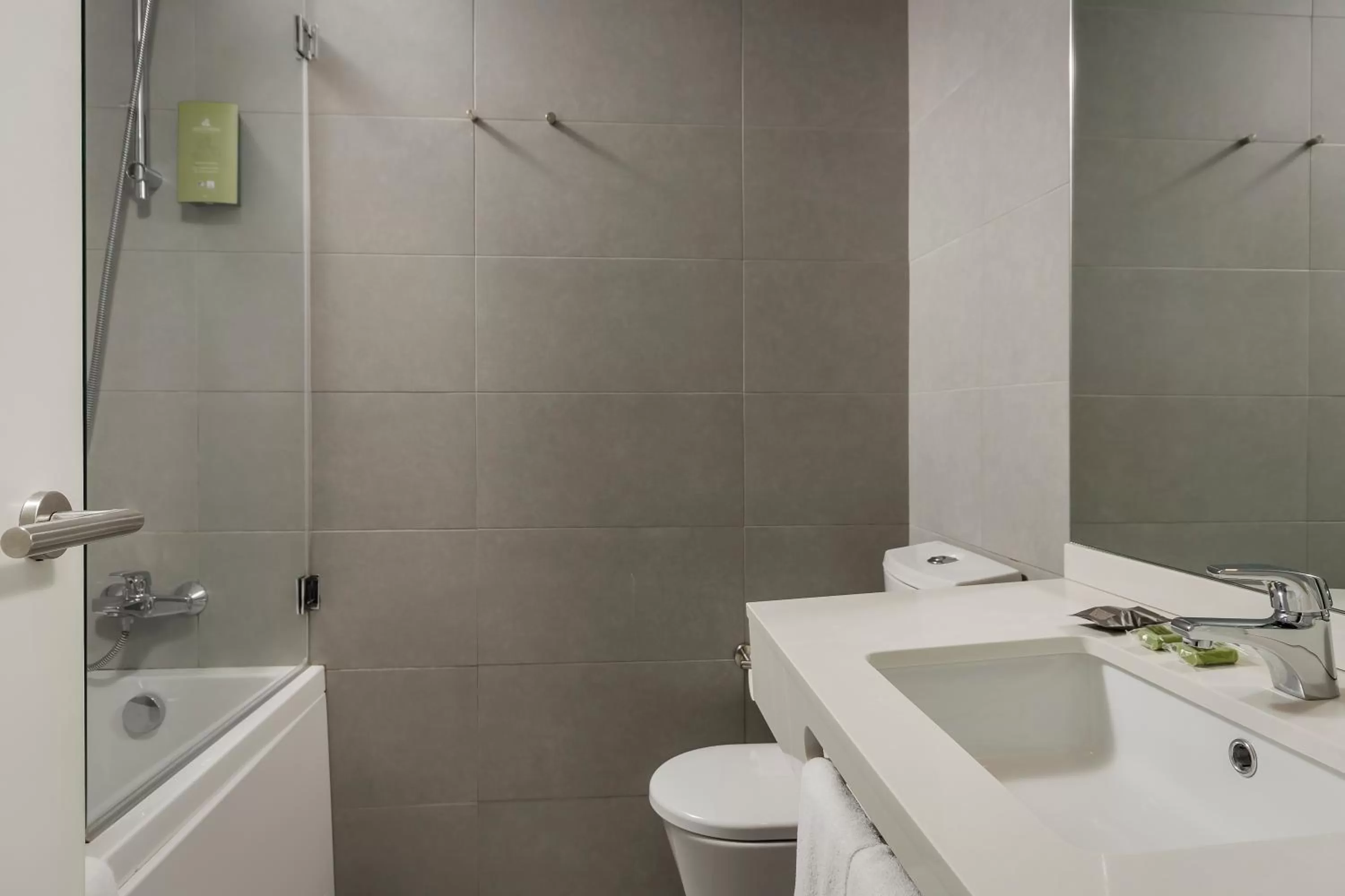 Bathroom in ClipHotel